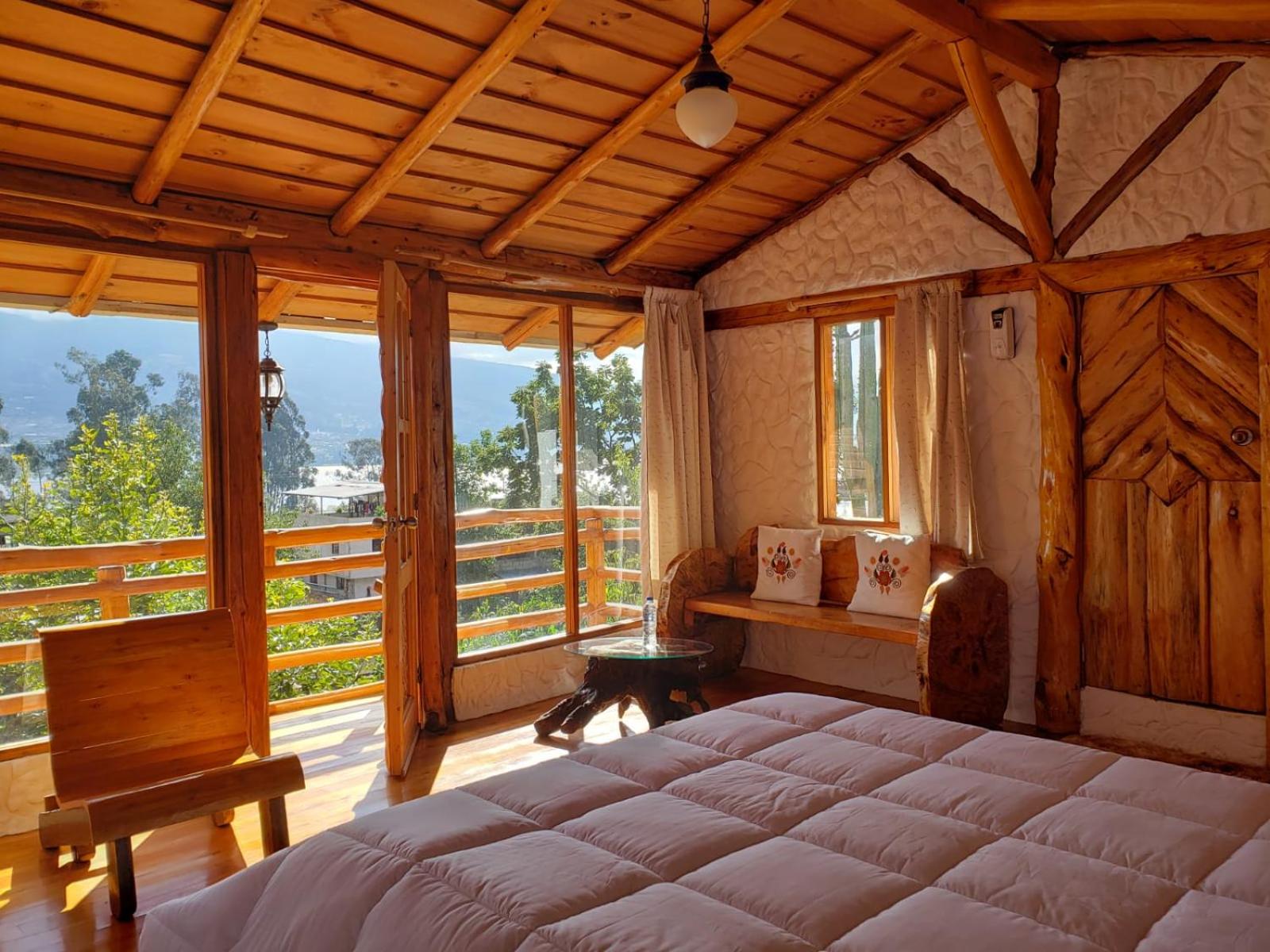 Deluxe King Room photo 1