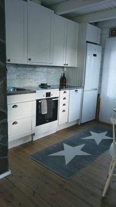 Three-Bedroom House - Photo 16