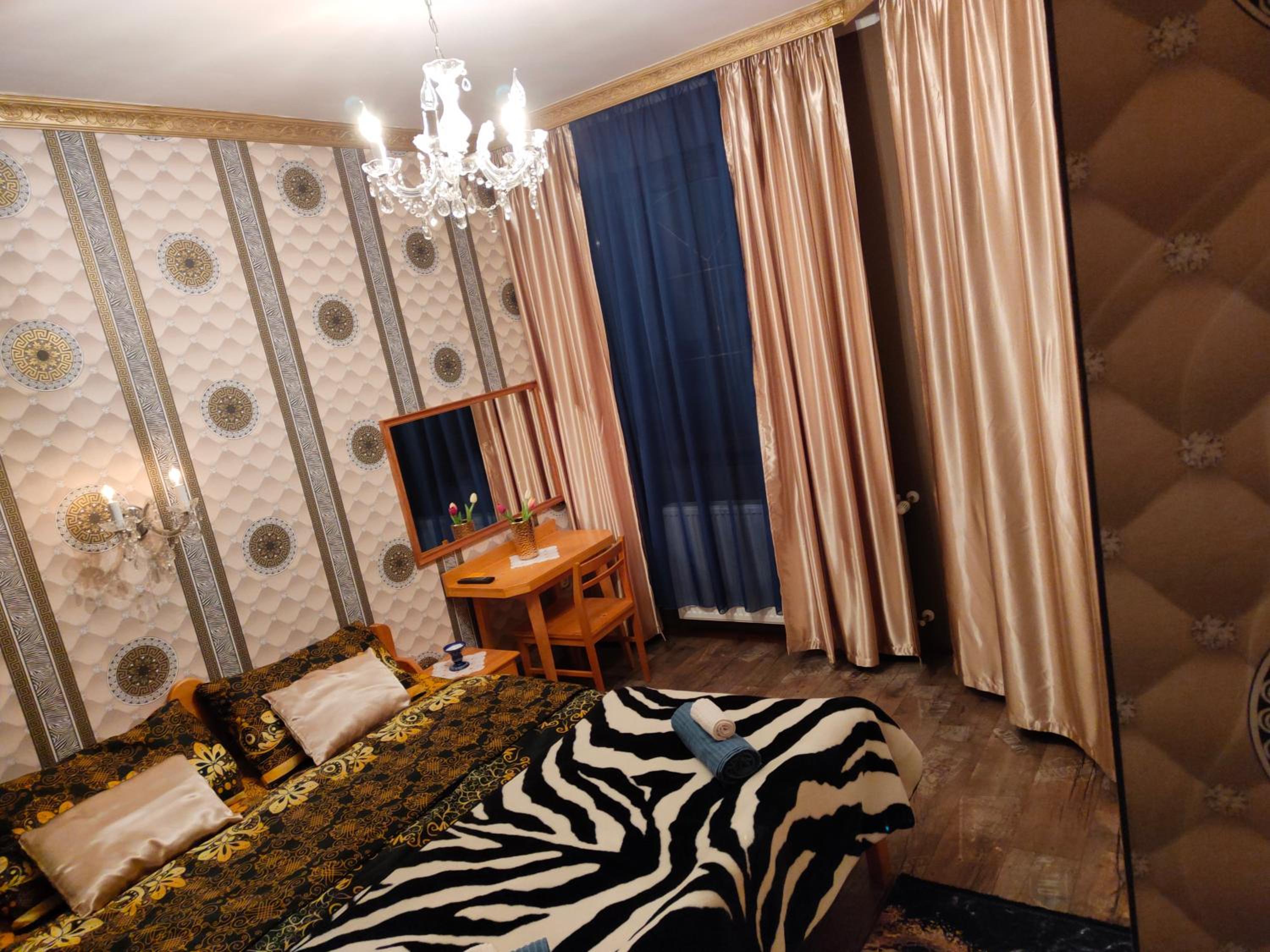 Two-Bedroom Apartment - Photo 7