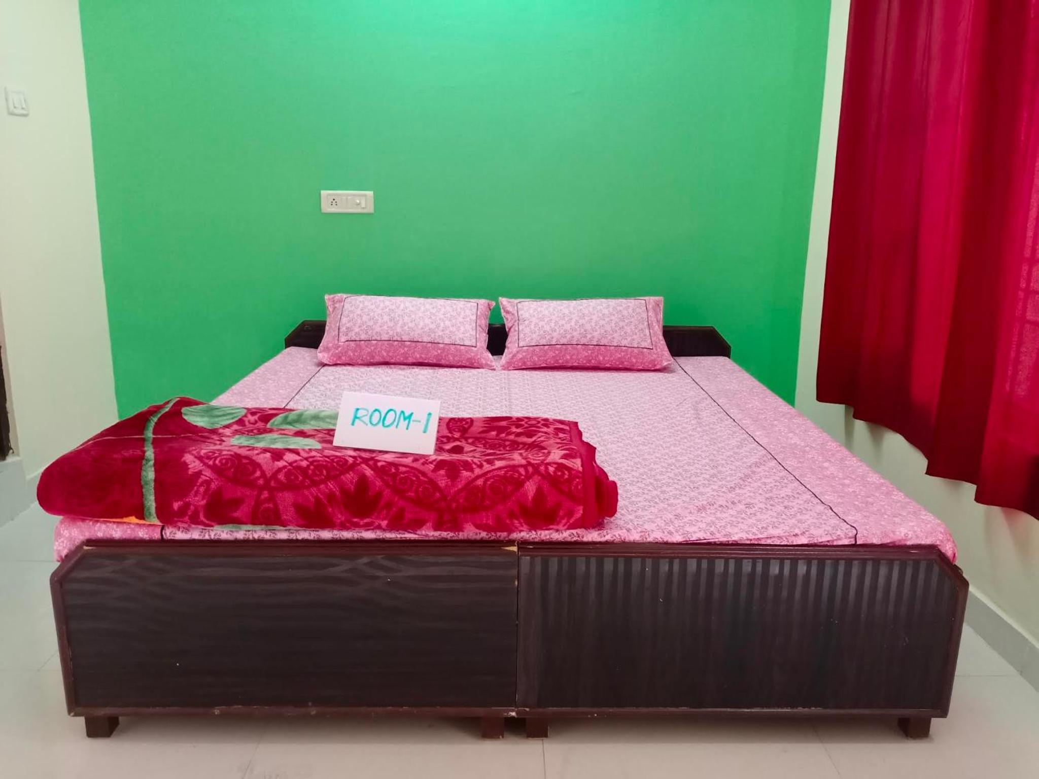 Single Room With Private Bathroom