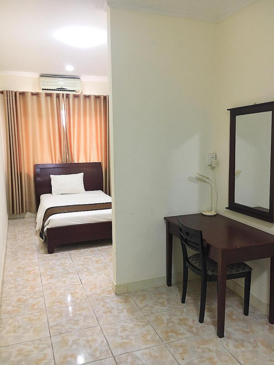 Standard Triple Room - Photo 6