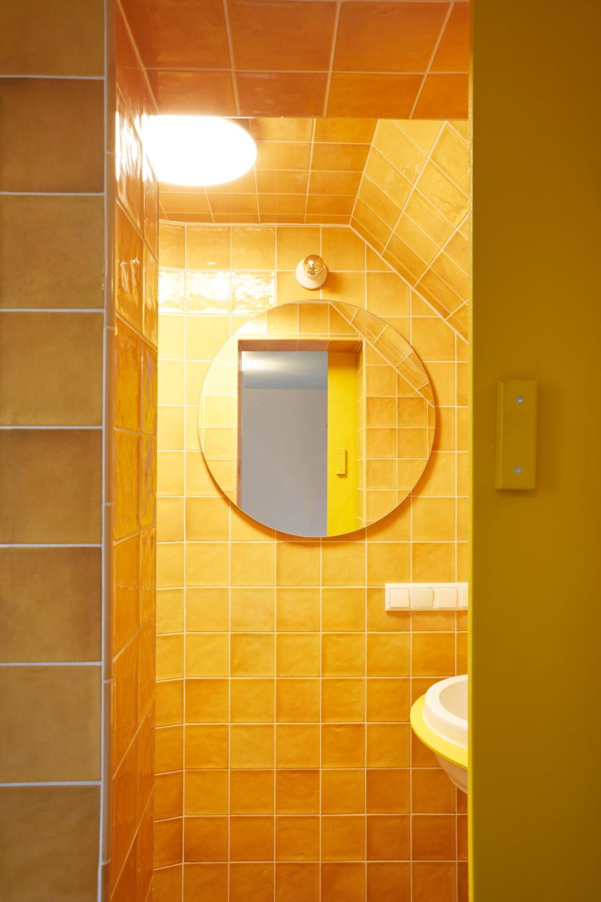 Invisible Room - Photo 8
