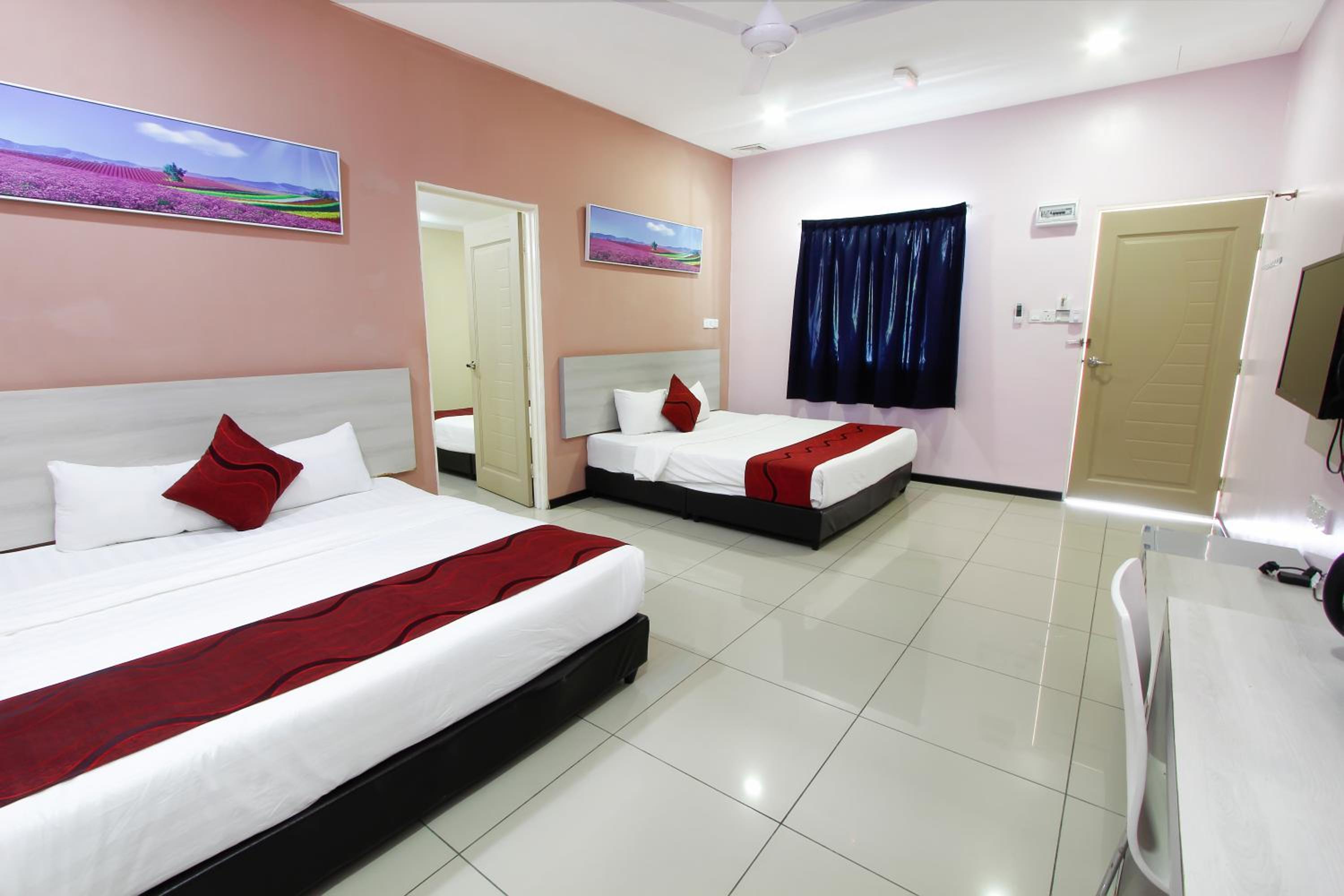 Family Suite photo 2