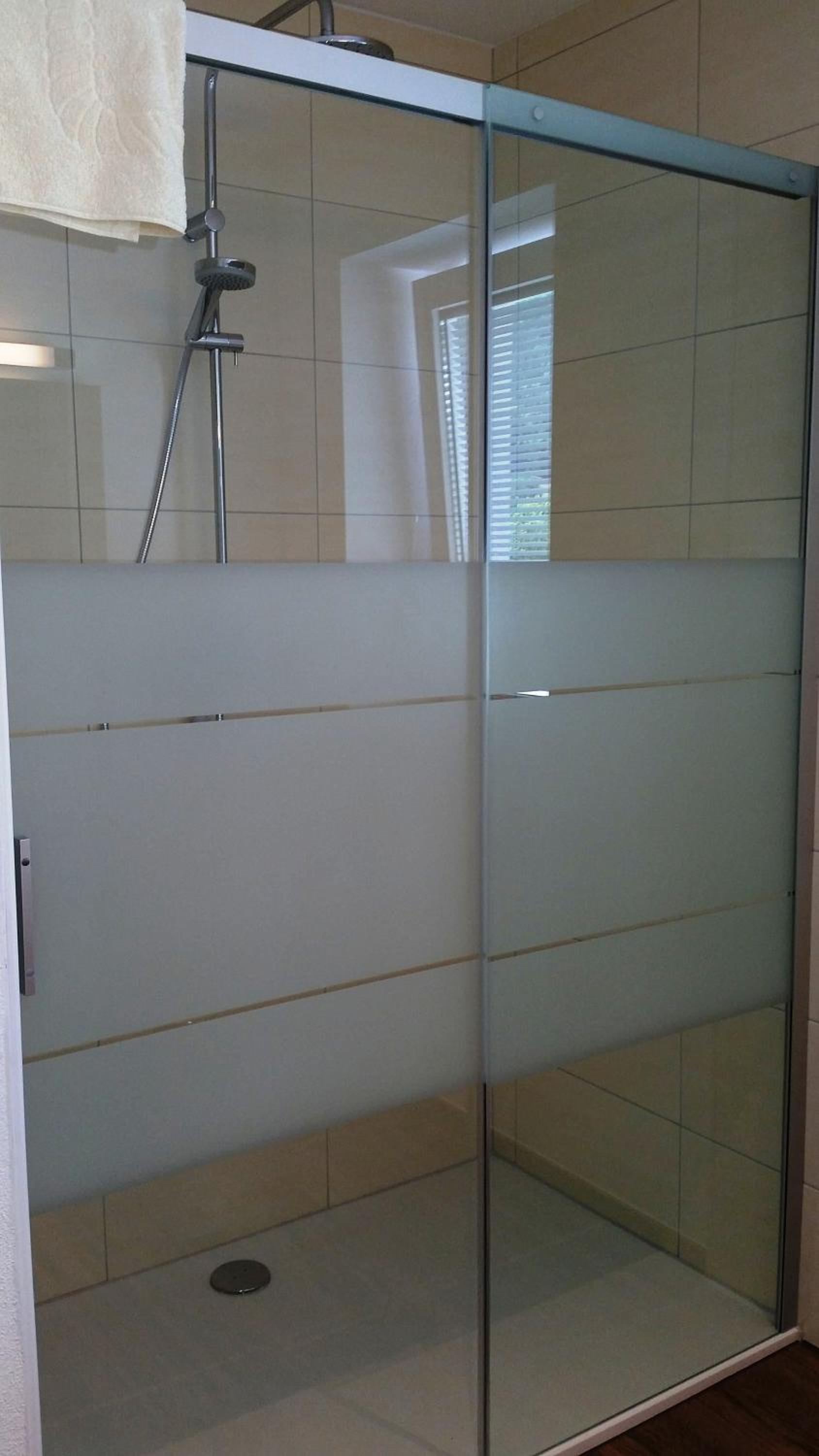 Standard Two-Bedroom Apartment (4-6 Adults) photo 2