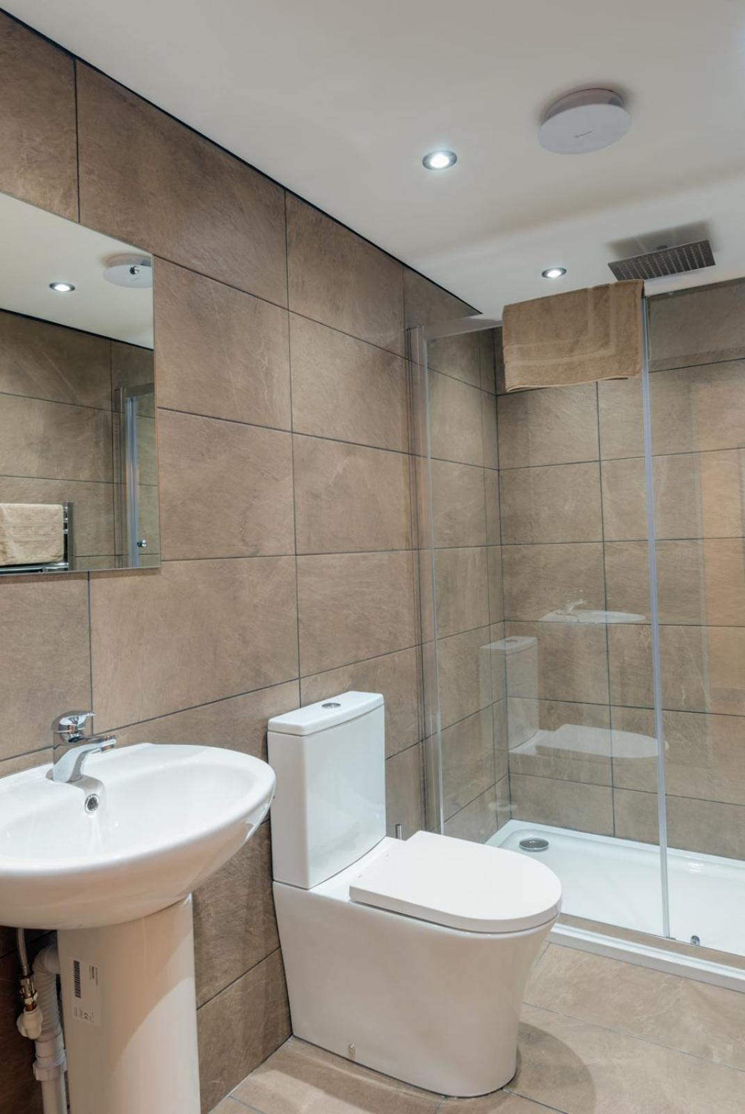 Two-Bedroom Apartment - Photo 26