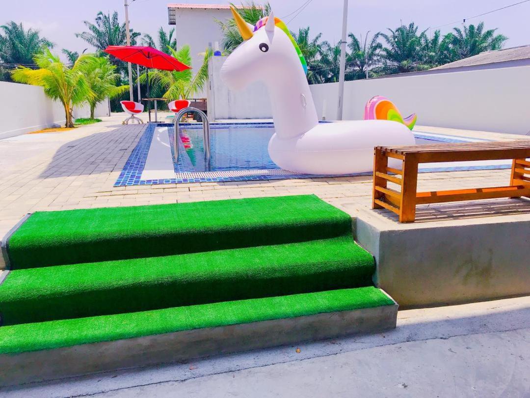 Villa photo 1