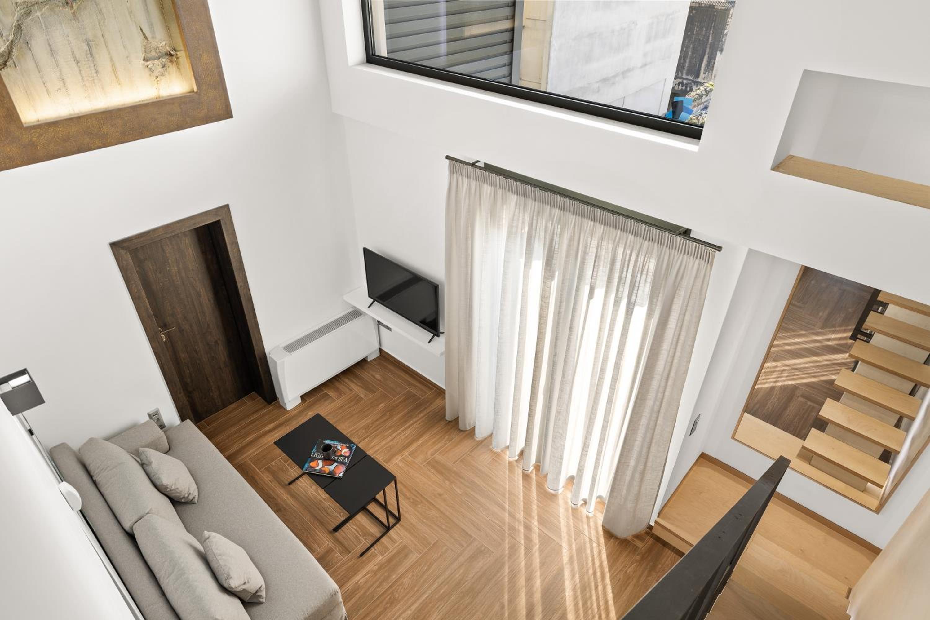Loft photo 3