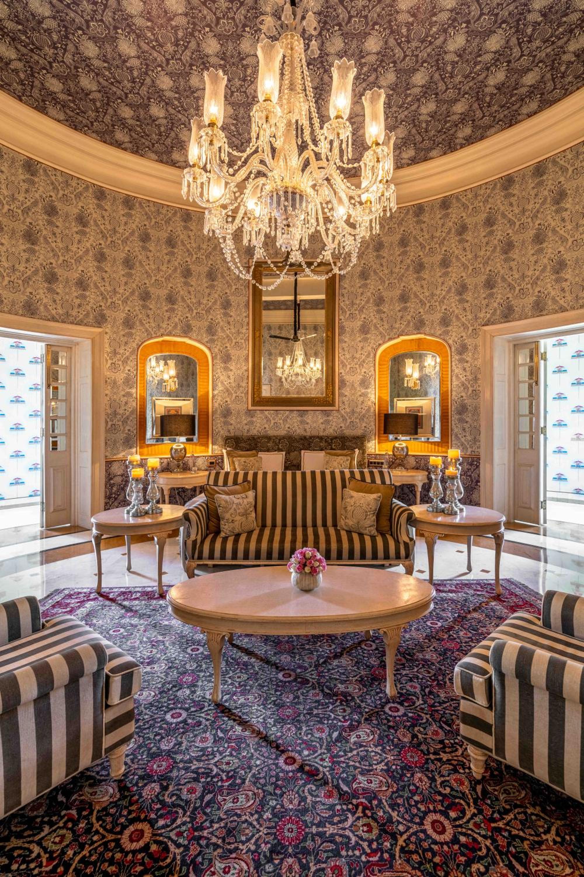 Palace Suite