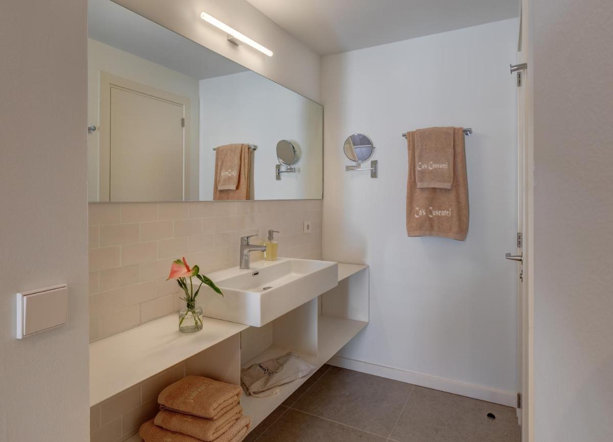 Double Room with Balcony photo 2