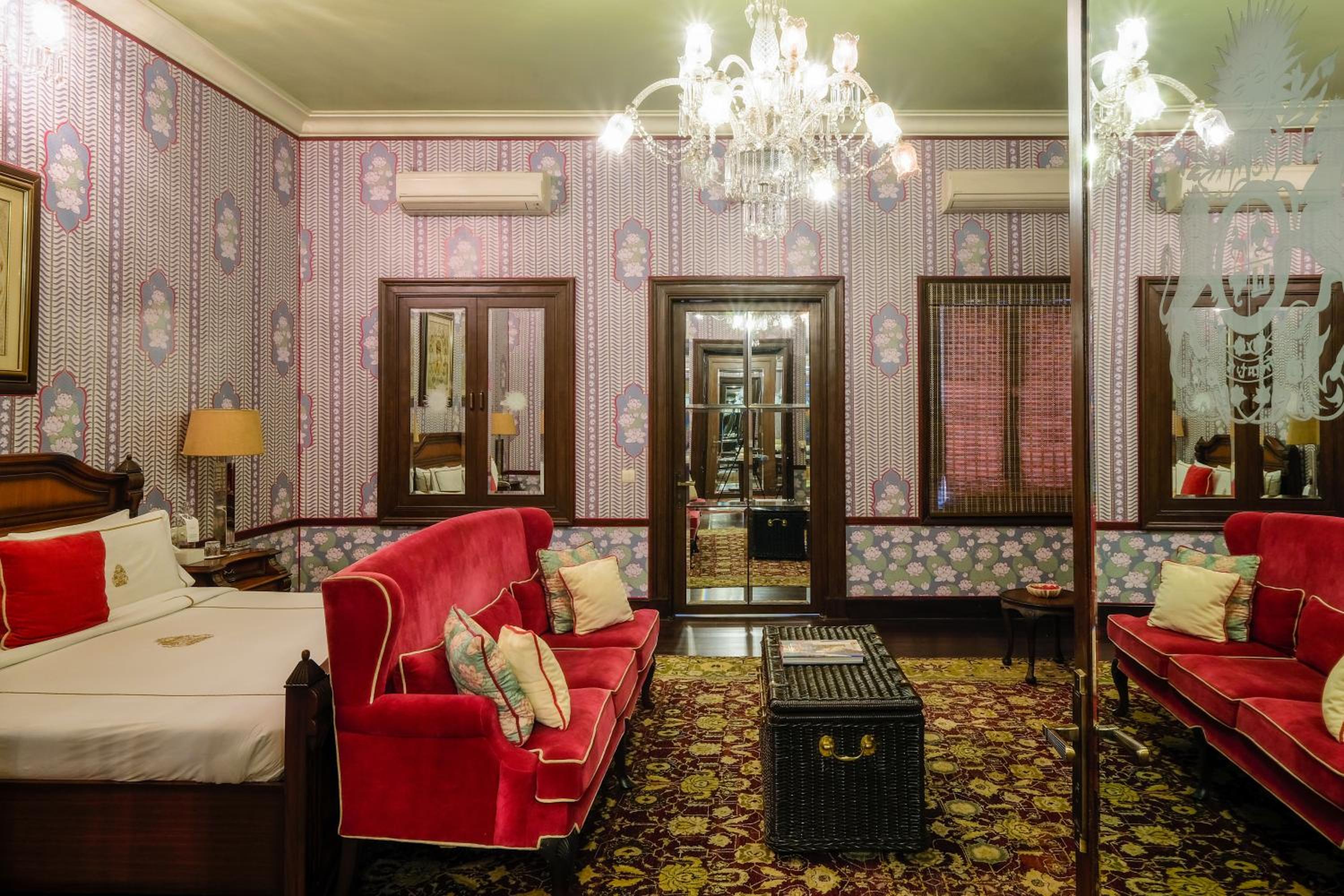 Palace Suite photo 3