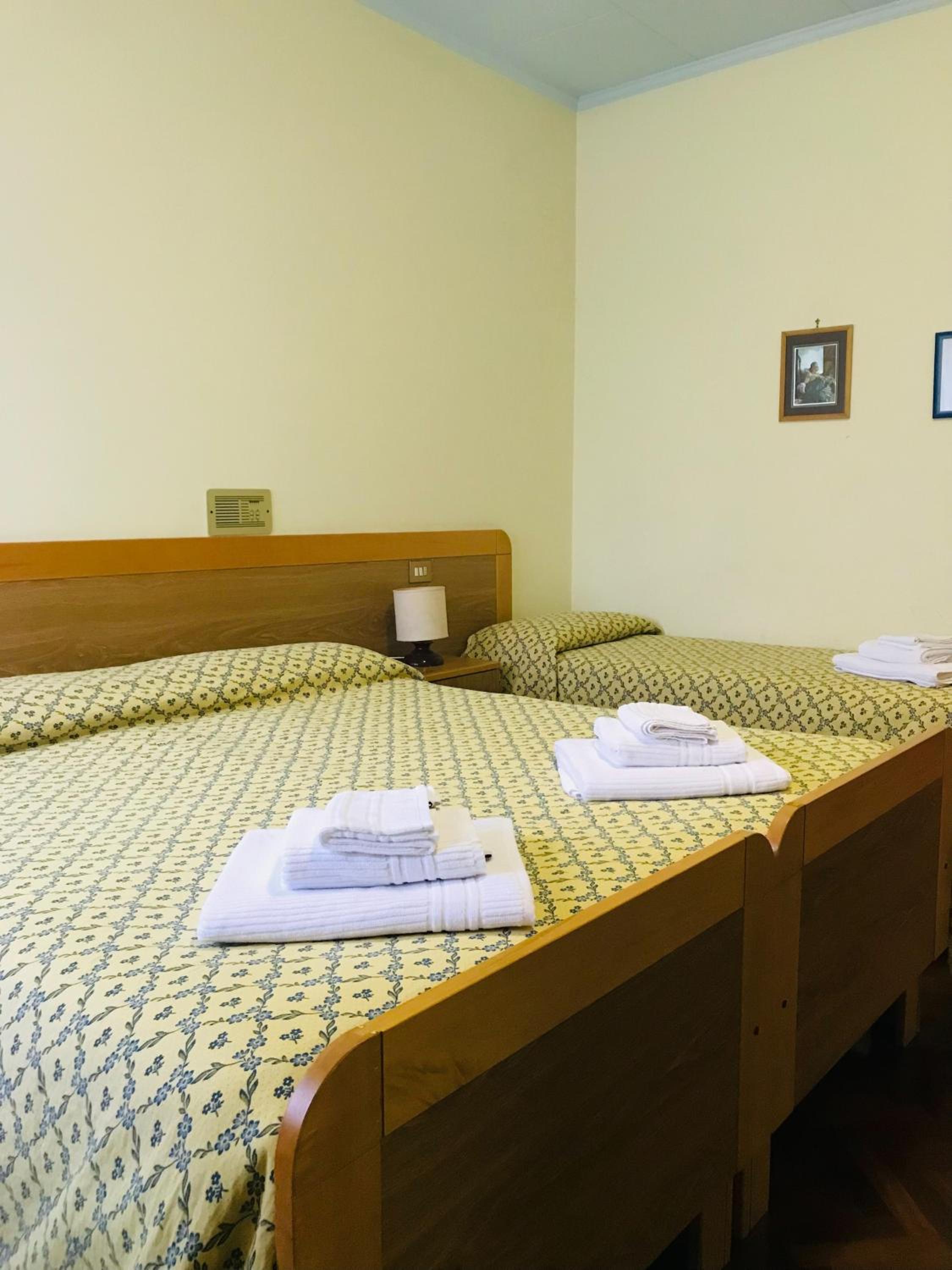 Triple Room - Photo 4