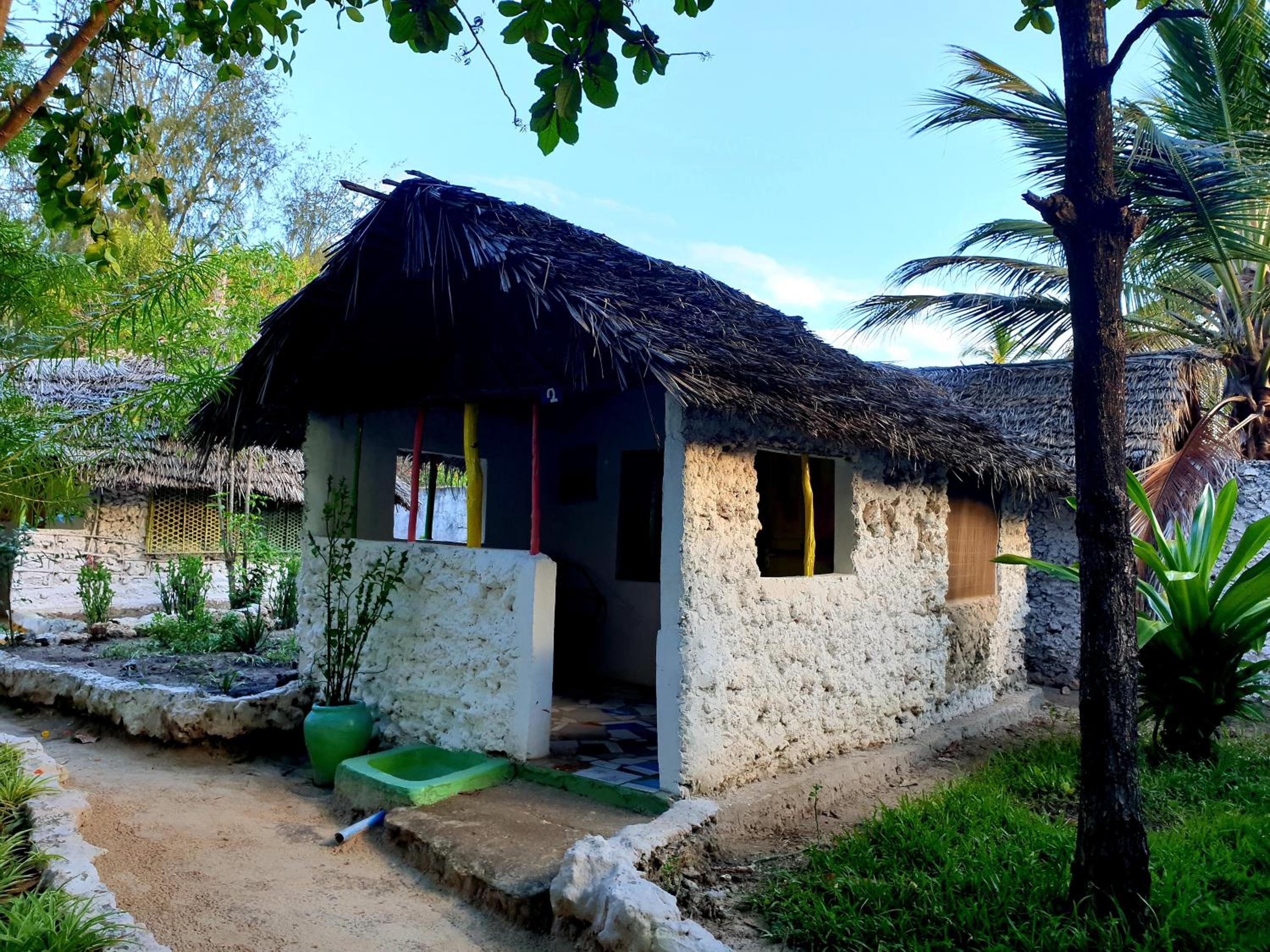 Bungalow with Patio