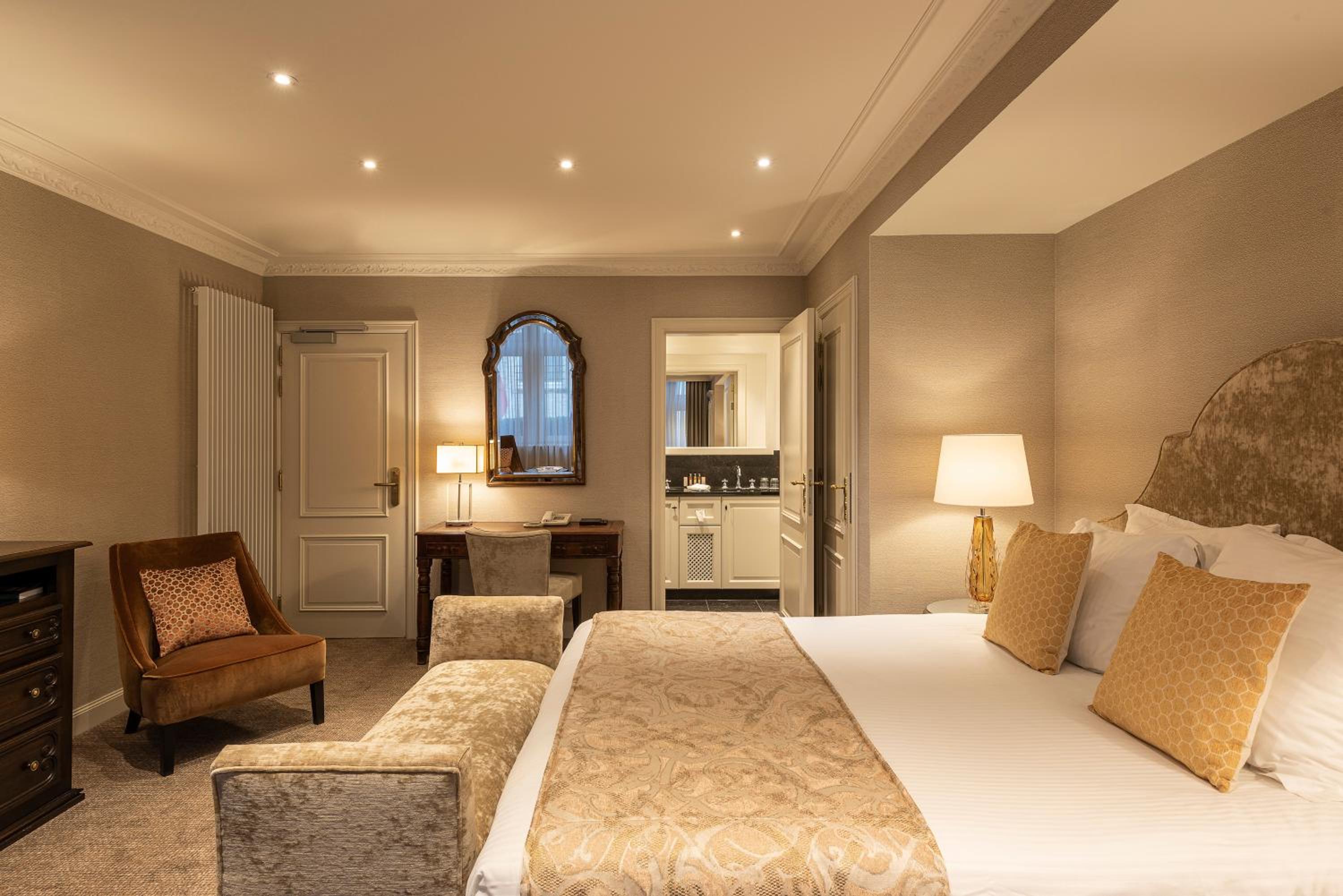 Premium Room