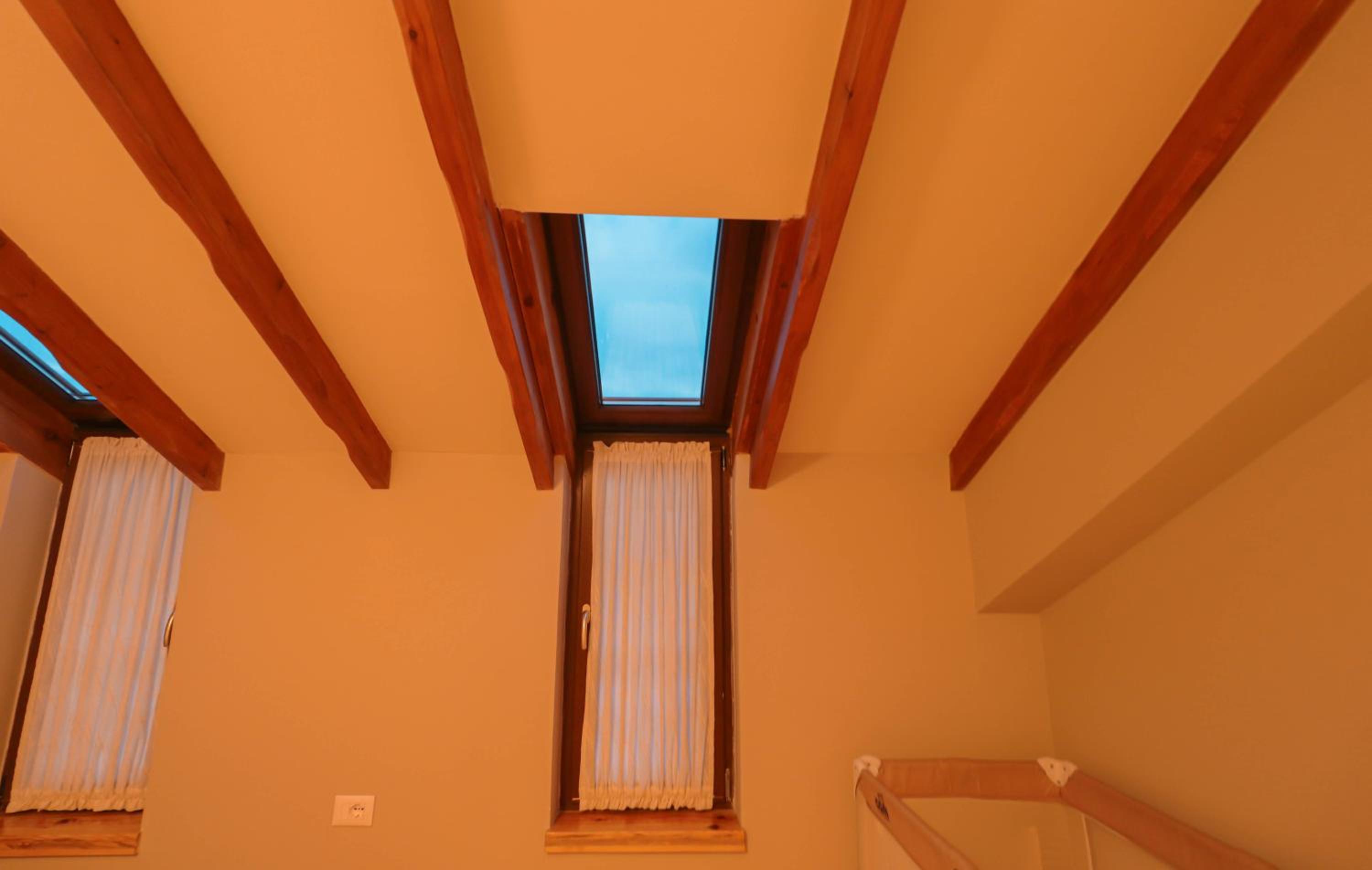Deluxe Family Suite photo 1