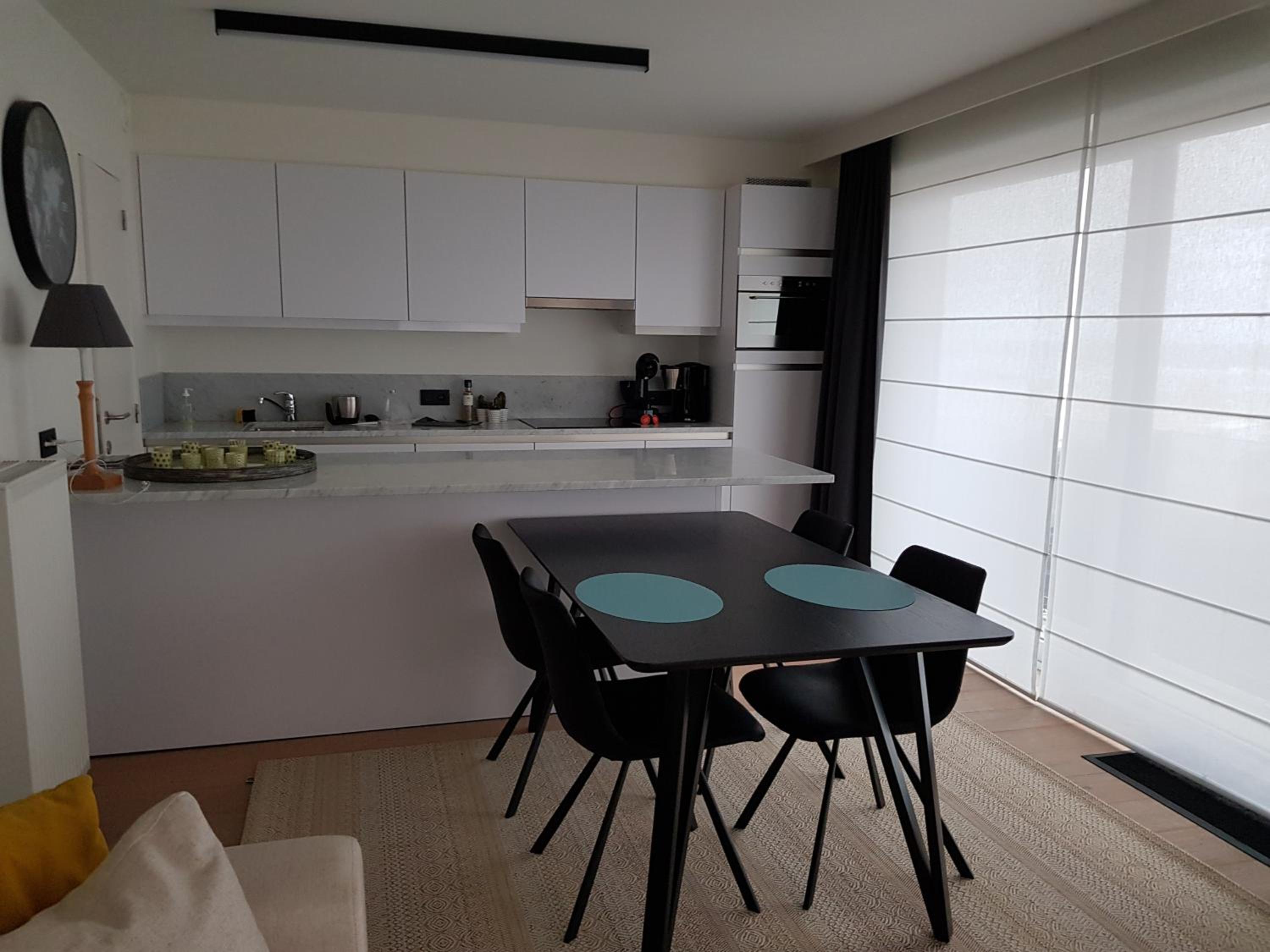 One-Bedroom Apartment - Photo 3