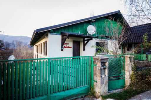 Four-Bedroom Villa - Photo 18