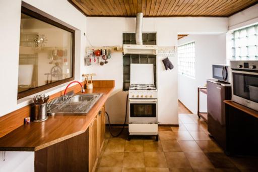 Four-Bedroom Villa - Photo 23