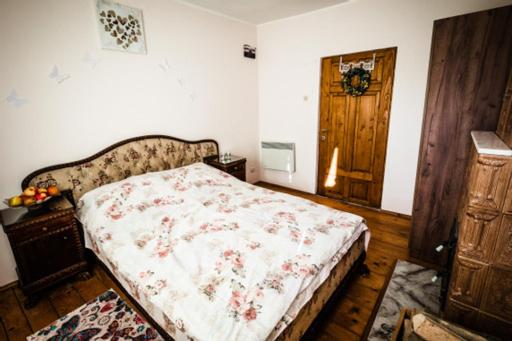 Four-Bedroom Villa - Photo 24