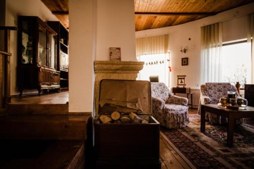 Four-Bedroom Villa - Photo 25