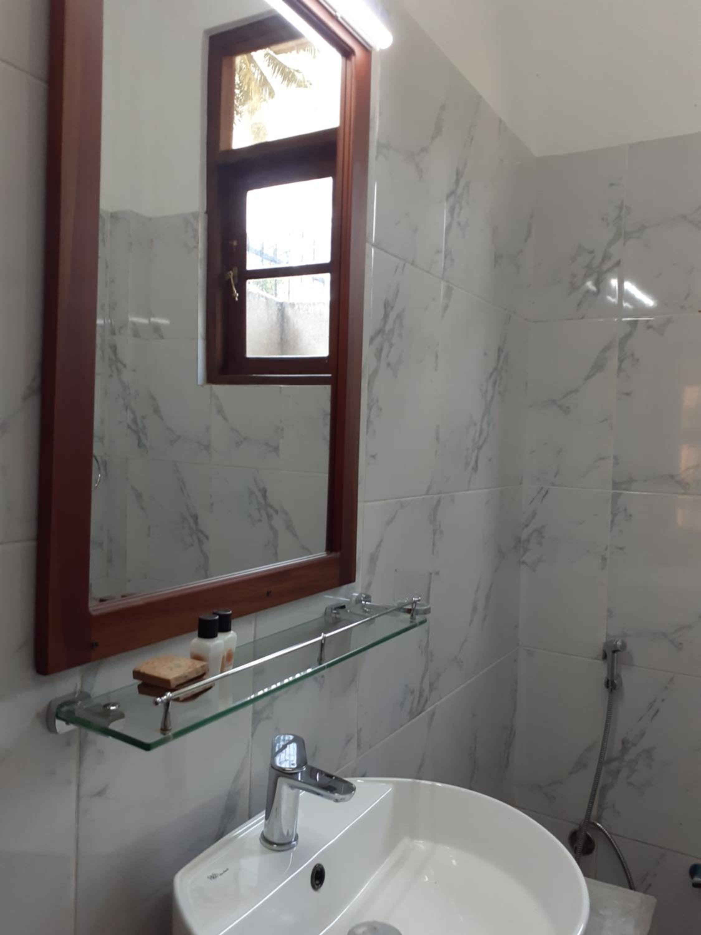 Budget Double Room photo 3