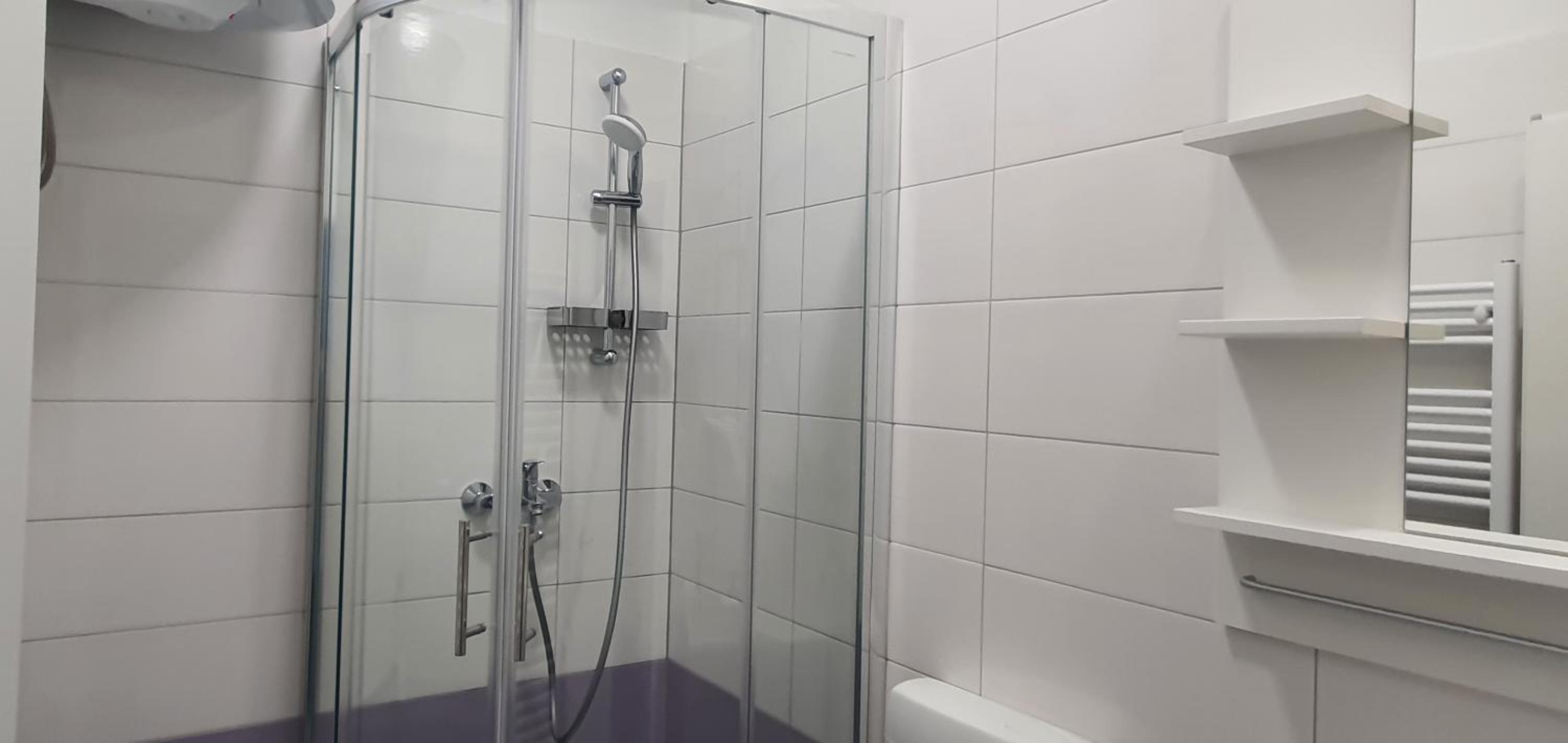 One-Bedroom Apartment - Photo 22