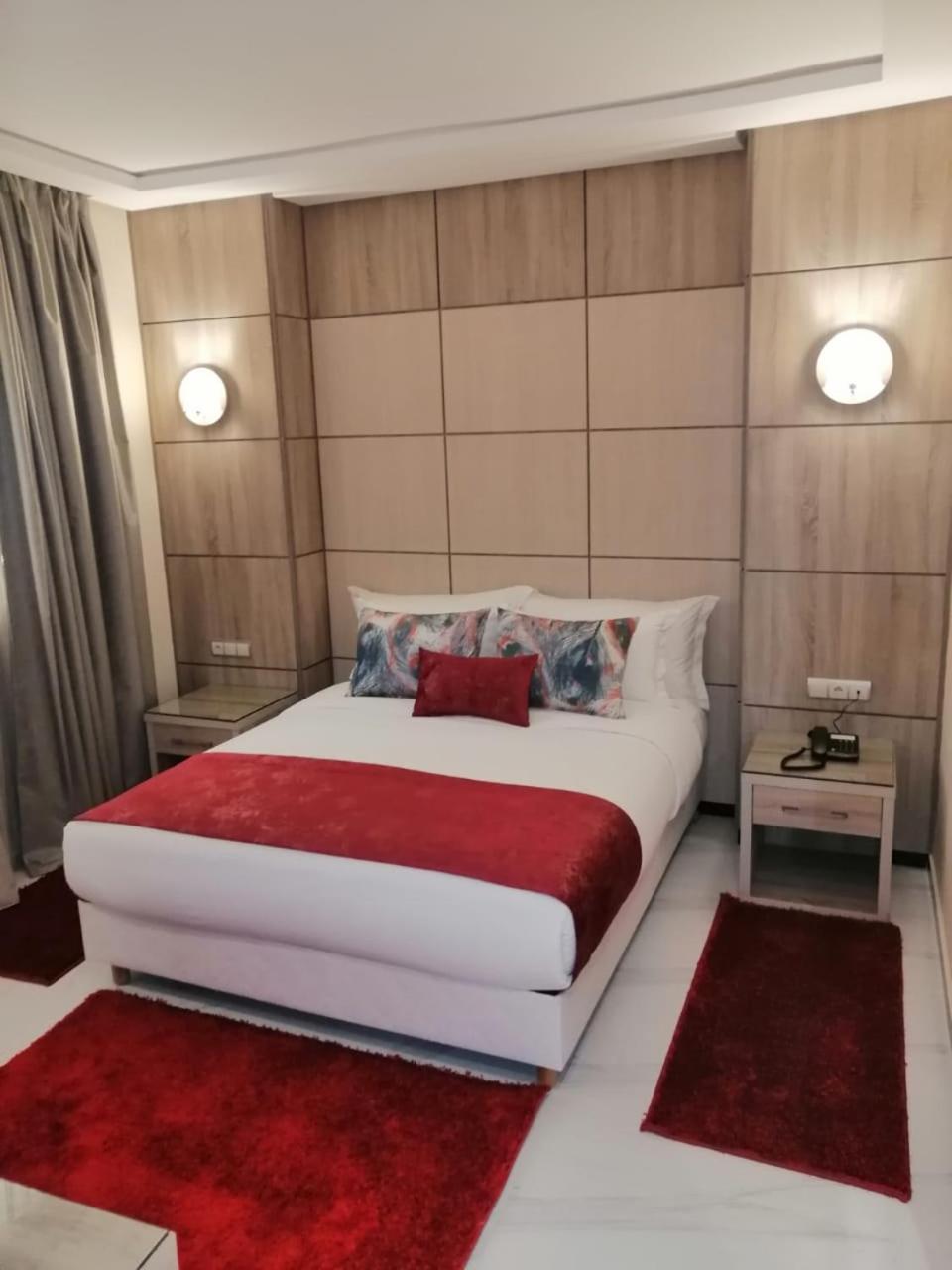 Double Room - Photo 12