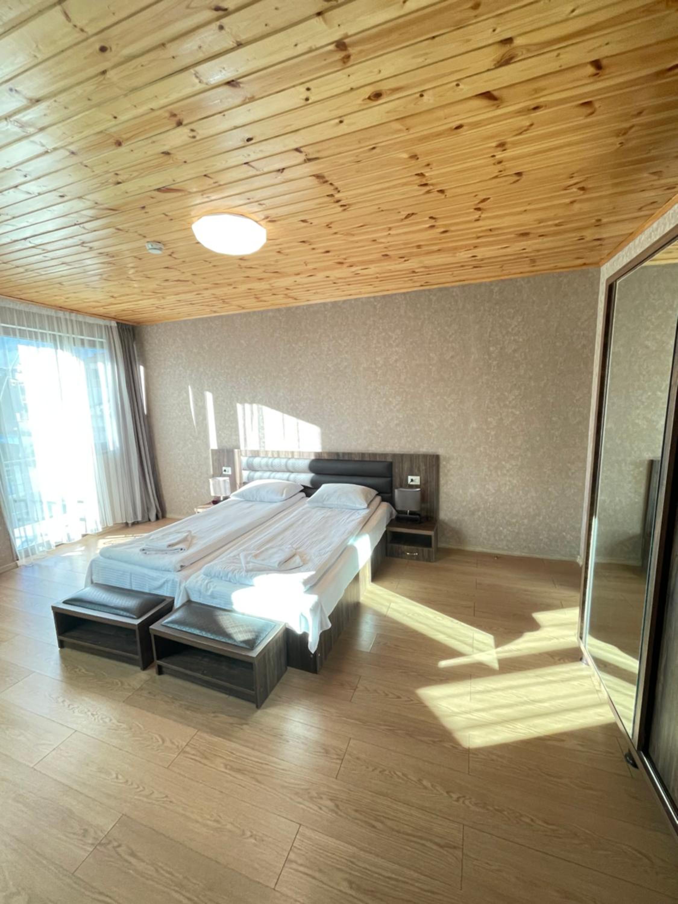 Standard Double or Twin Room with Balcony - Photo 19