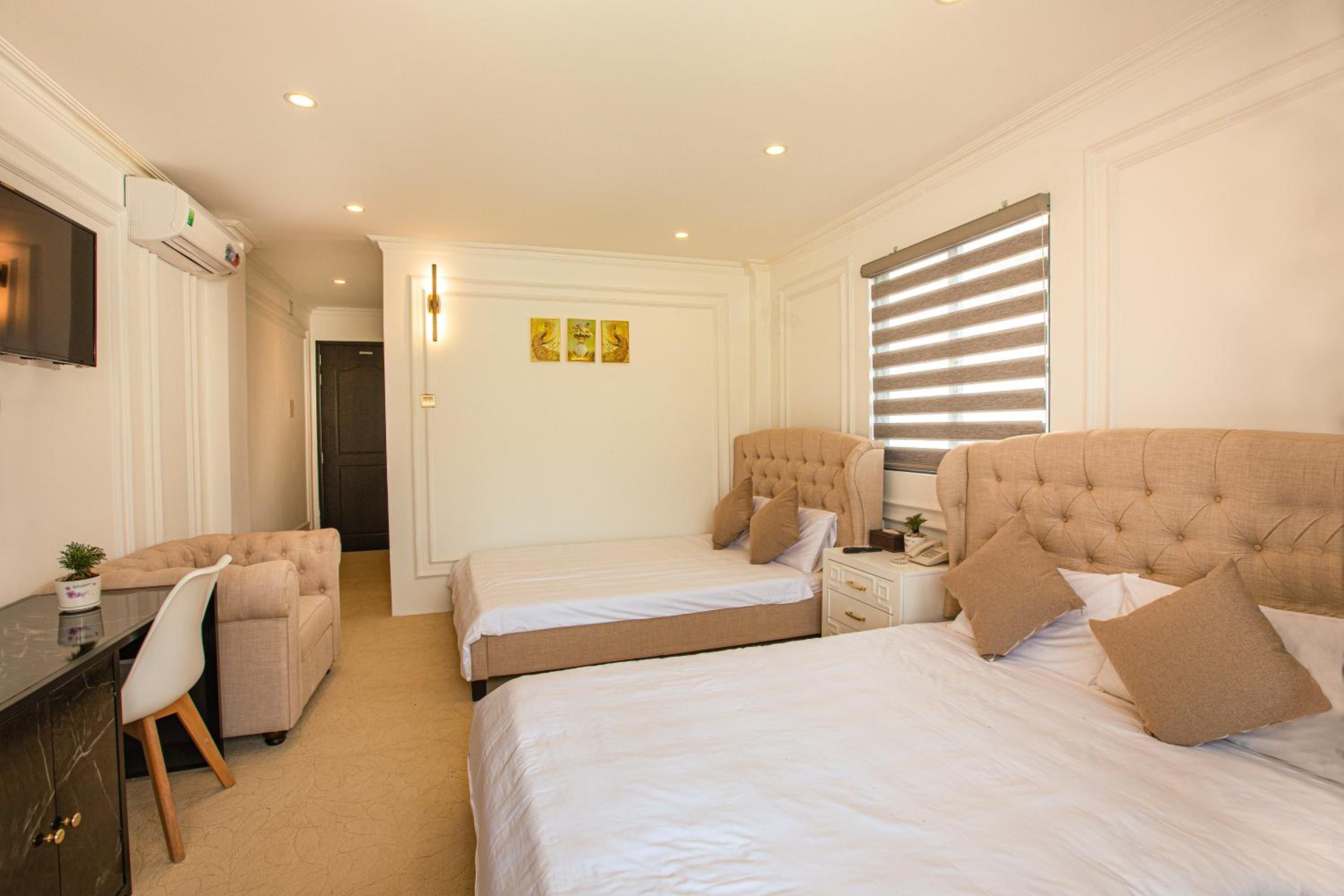 Deluxe Quadruple Room