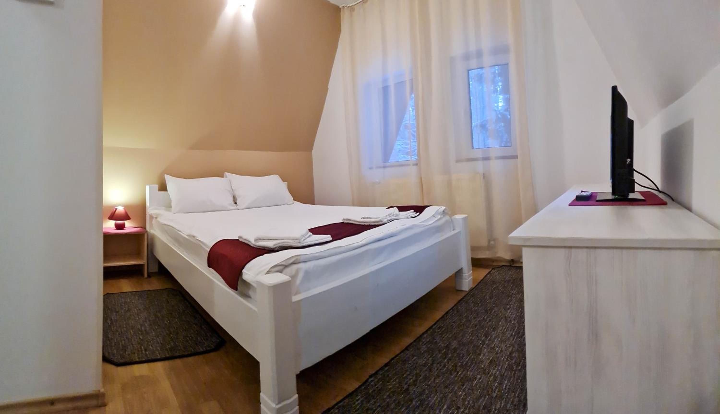 Double Room - Attic - Photo 1