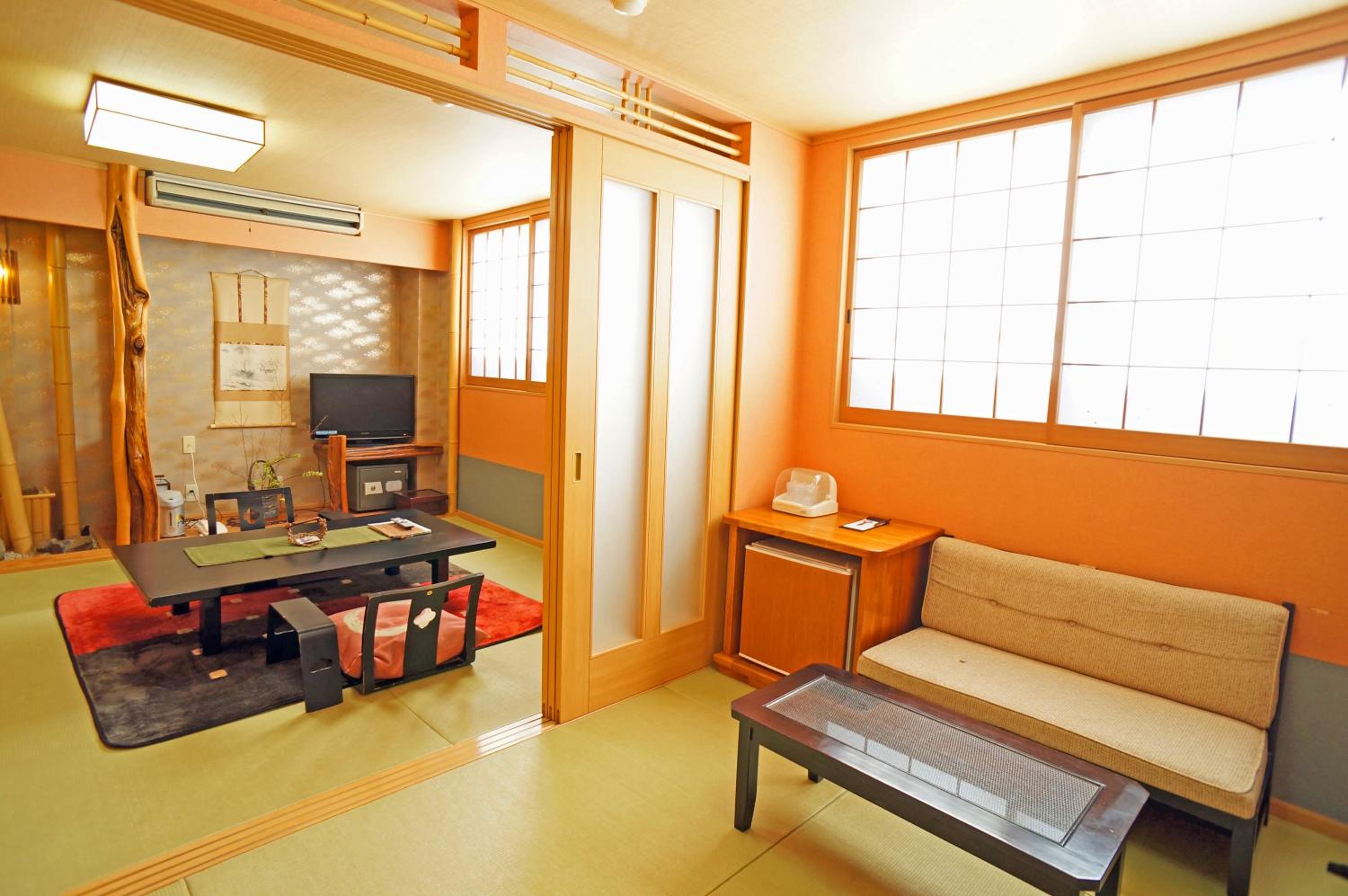Superior Japanese-Style Room With Shared Bathroom - Non-Smoking photo 3
