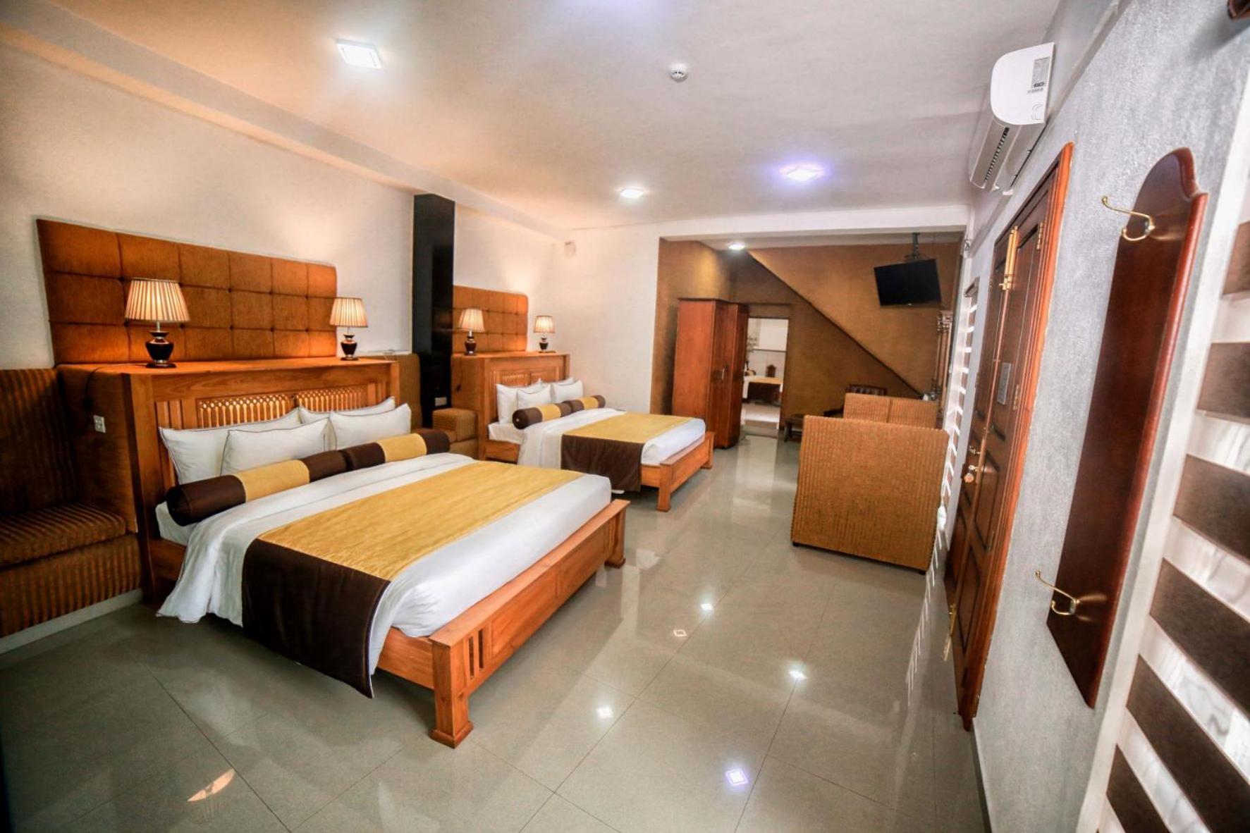 Family Suite photo 2