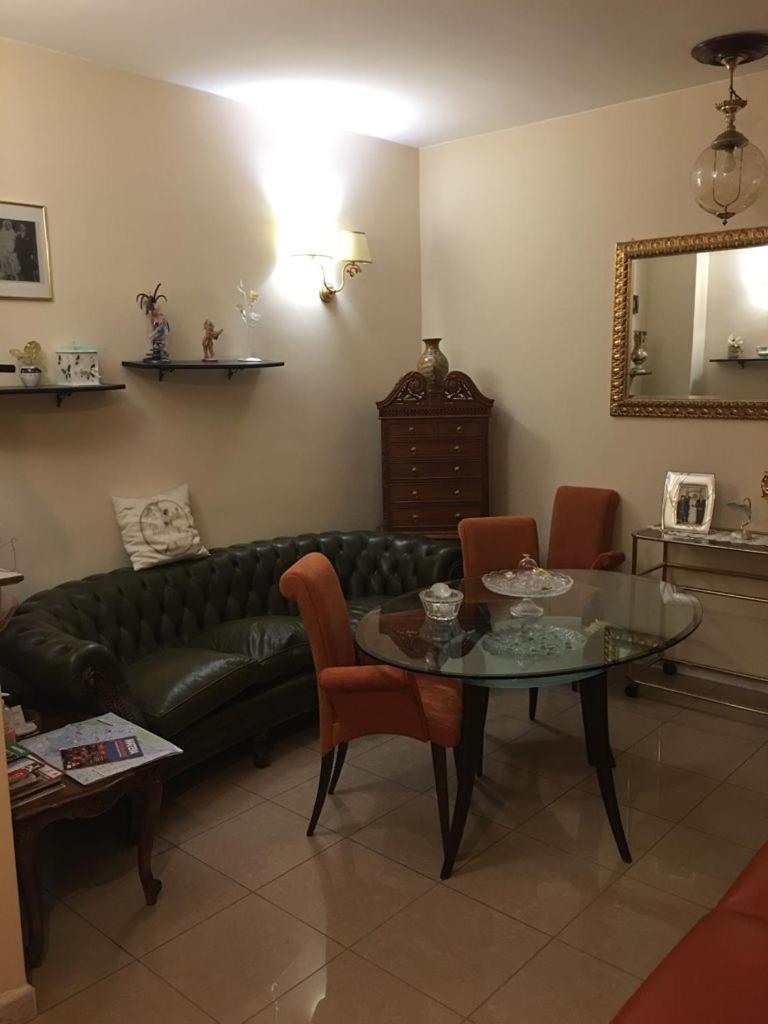 Standard Triple Room - Photo 4