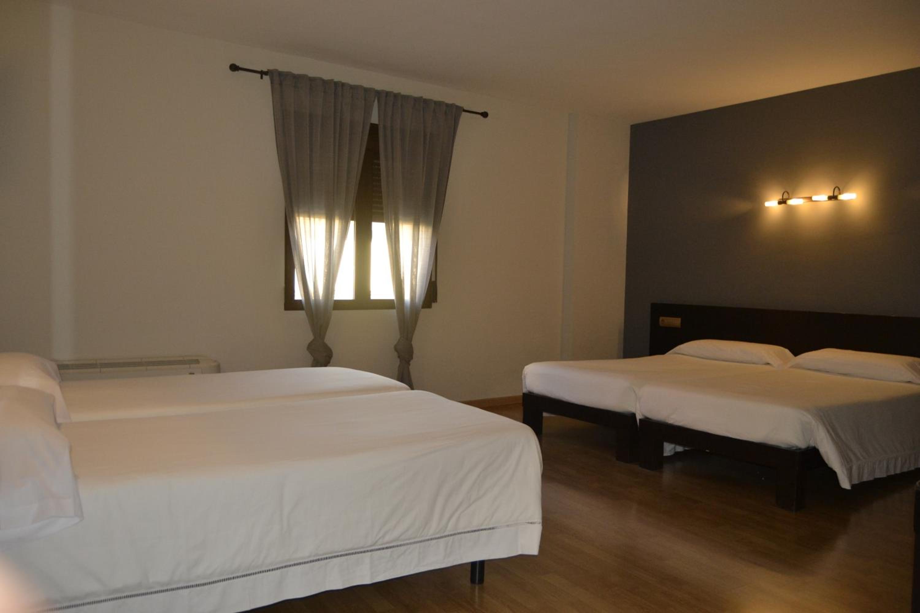 Quadruple Room photo 2