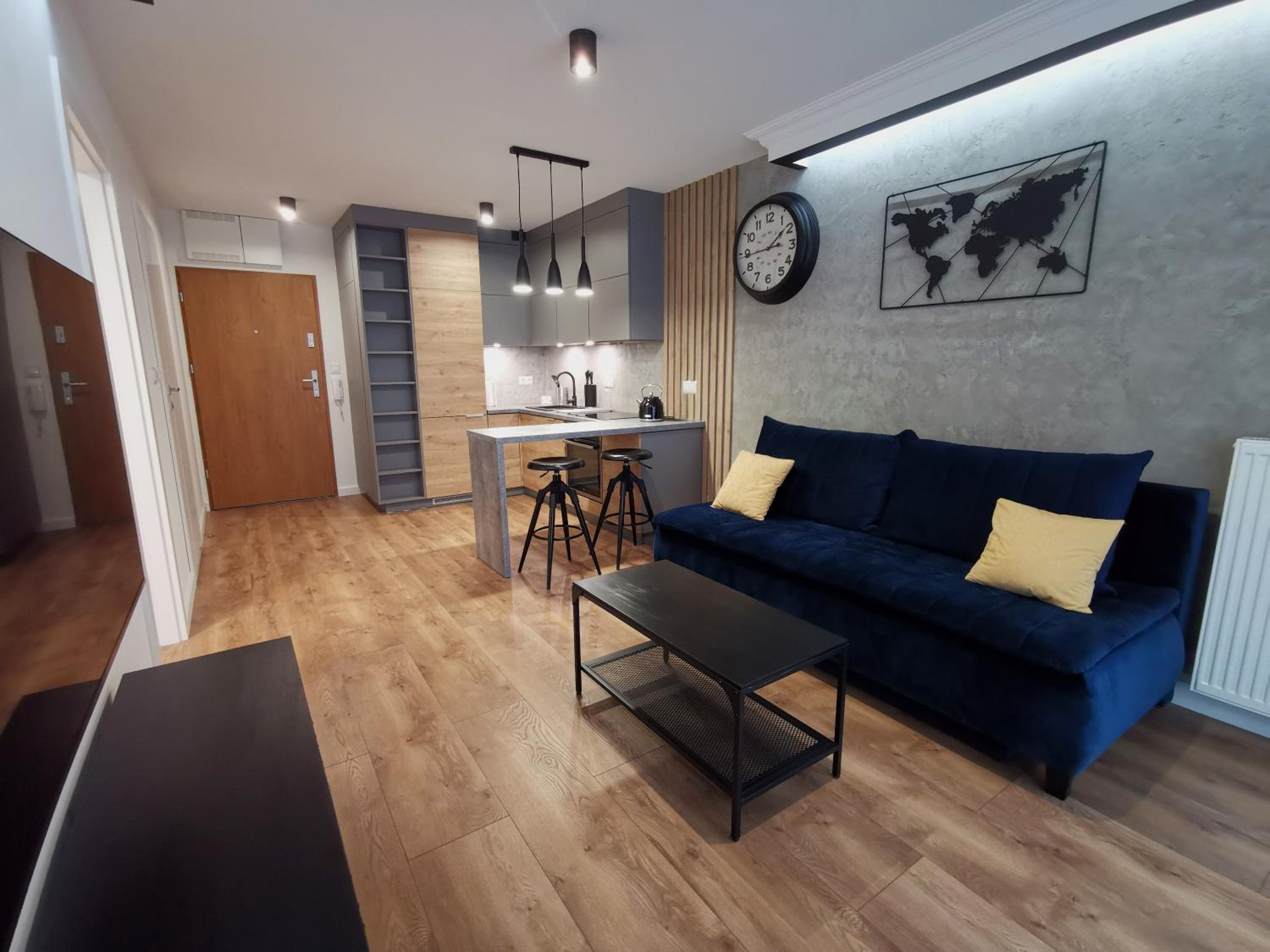 One-Bedroom Apartment - Photo 1