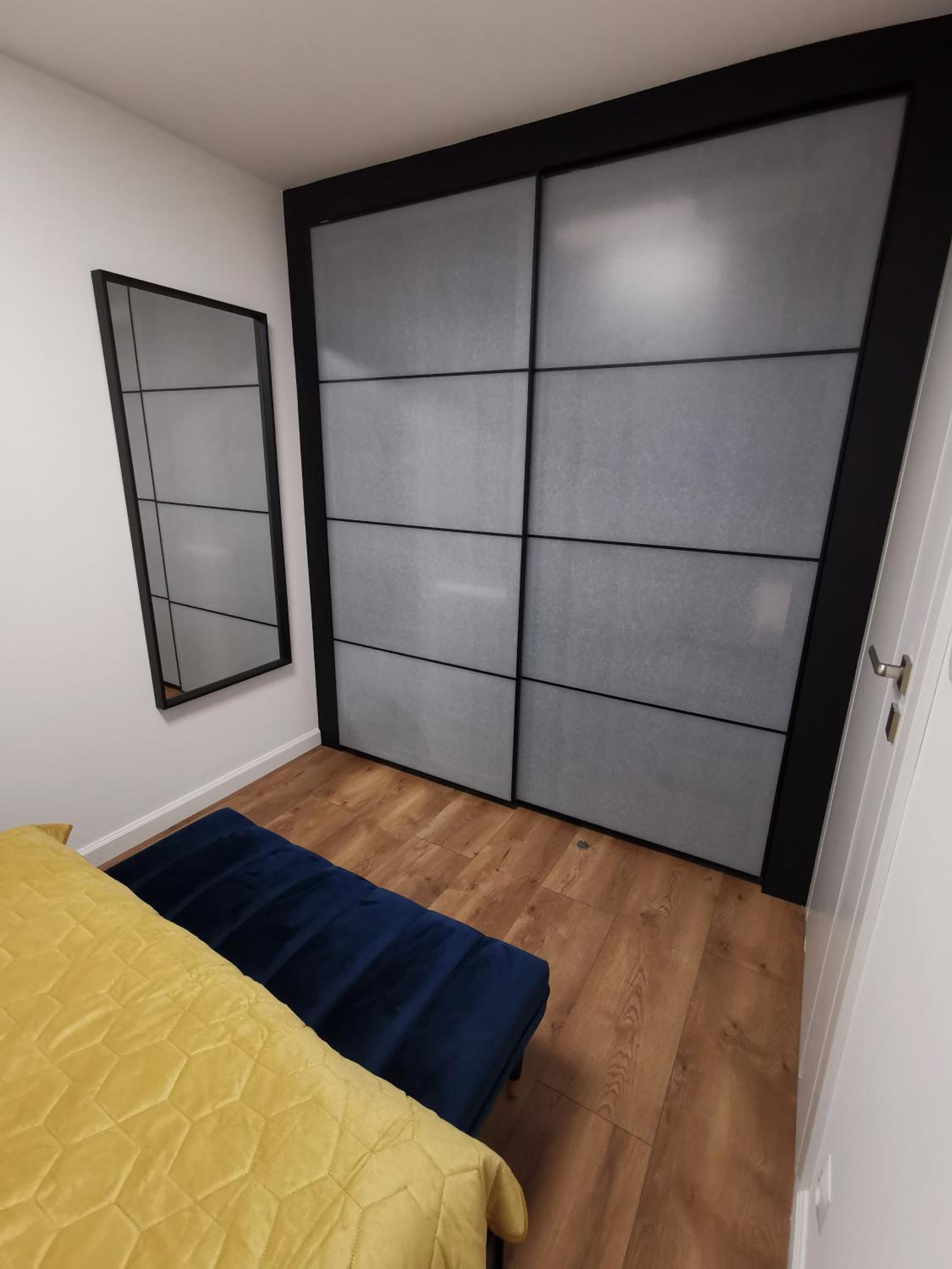 One-Bedroom Apartment - Photo 10