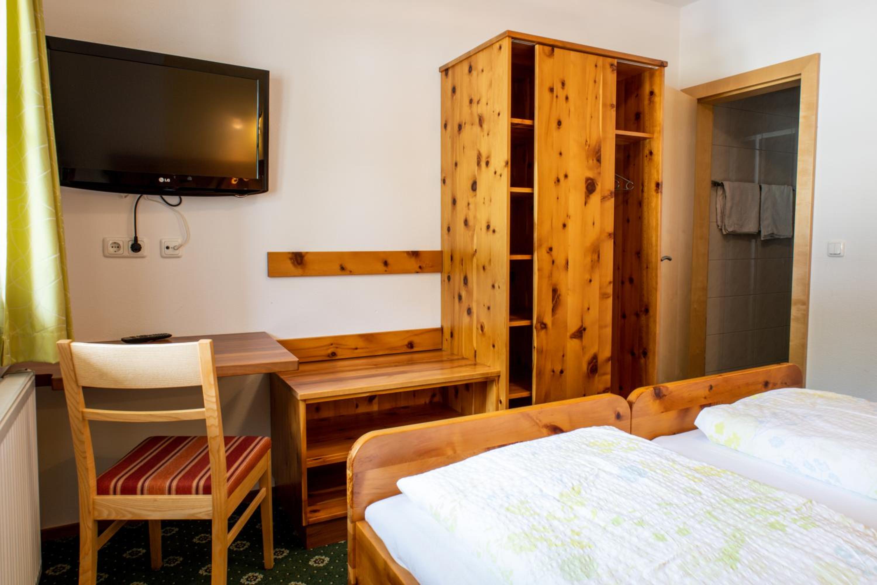 Double Room - Photo 1