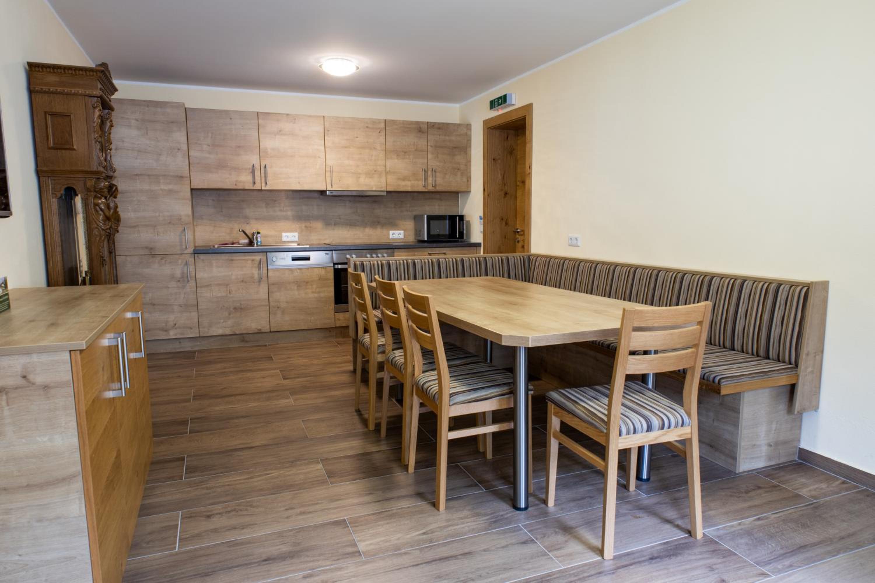 Two-Bedroom Apartment - Photo 8