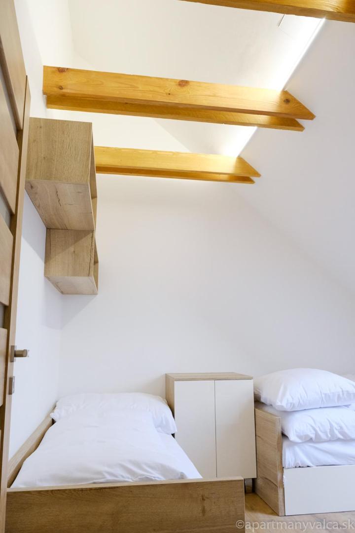 Two-Bedroom Deluxe Apartment with Balcony photo 3