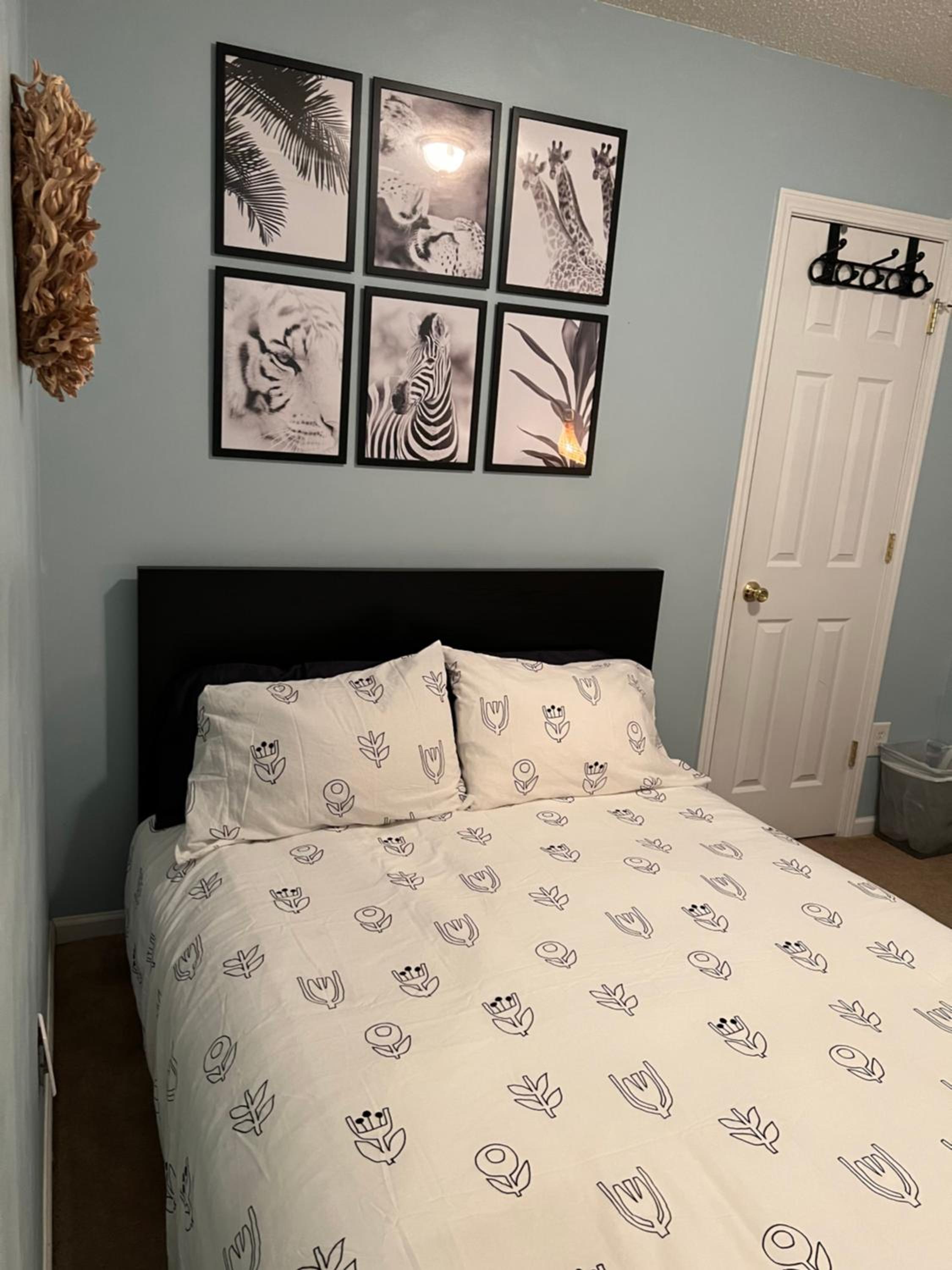 Small Double Room - Photo 1