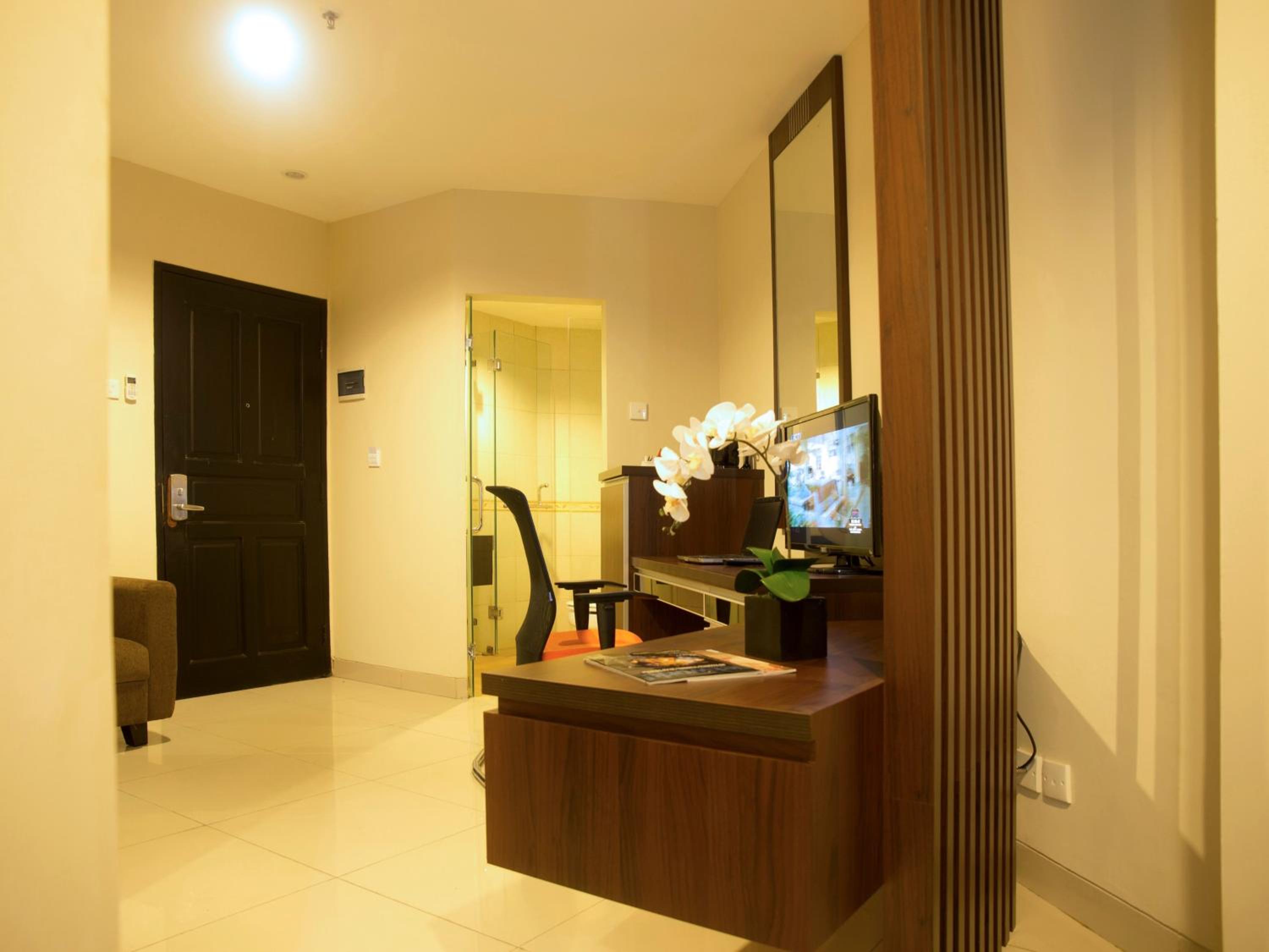 Deluxe Room - Photo 2