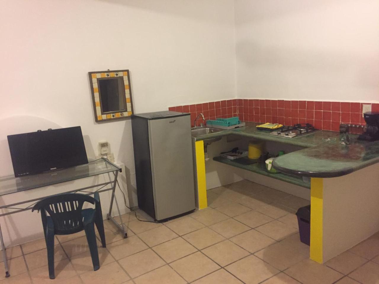 Studio with Kitchenette photo 3