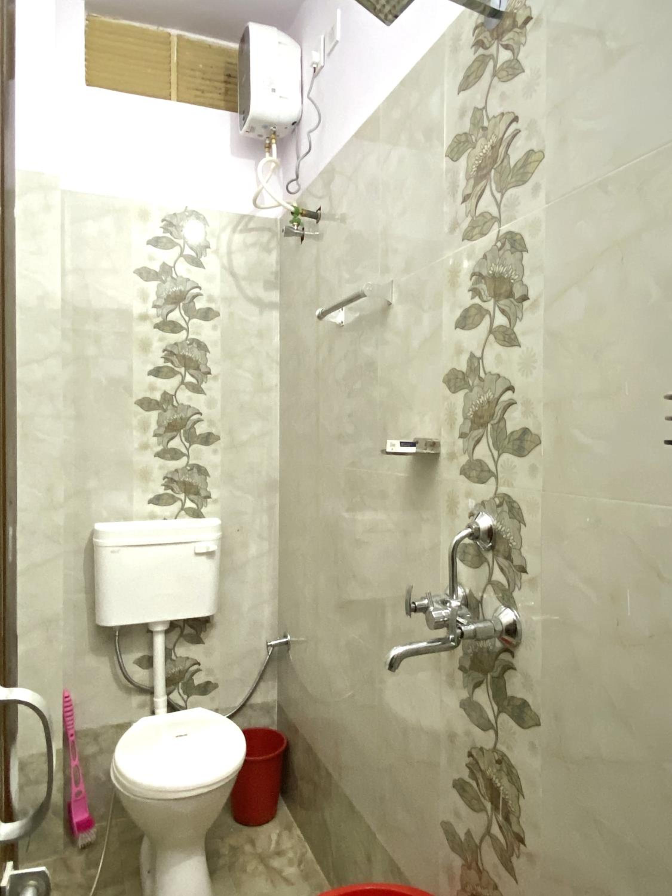 Double Room with Private External Bathroom photo 3