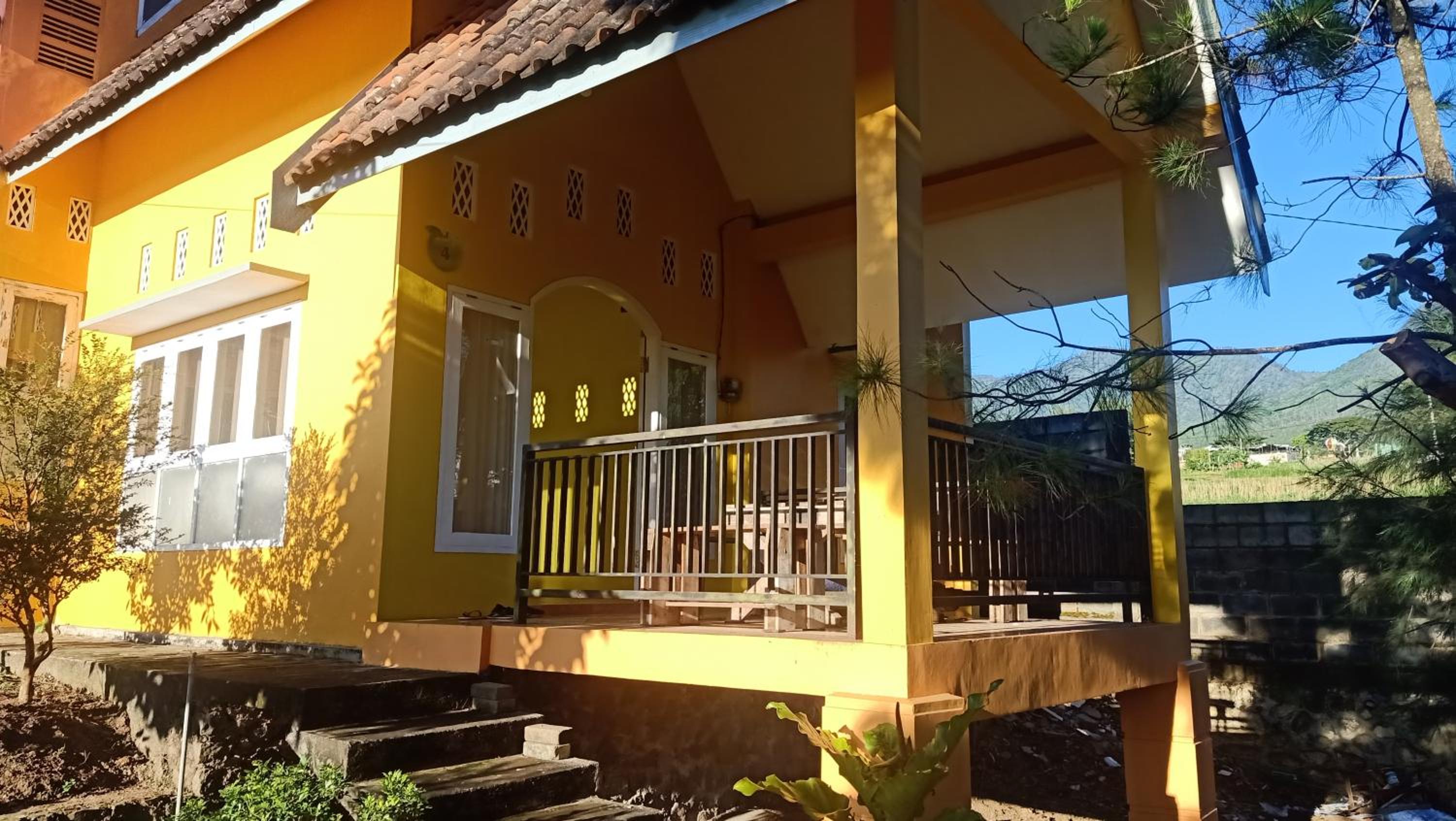 Three-Bedroom House - Photo 31