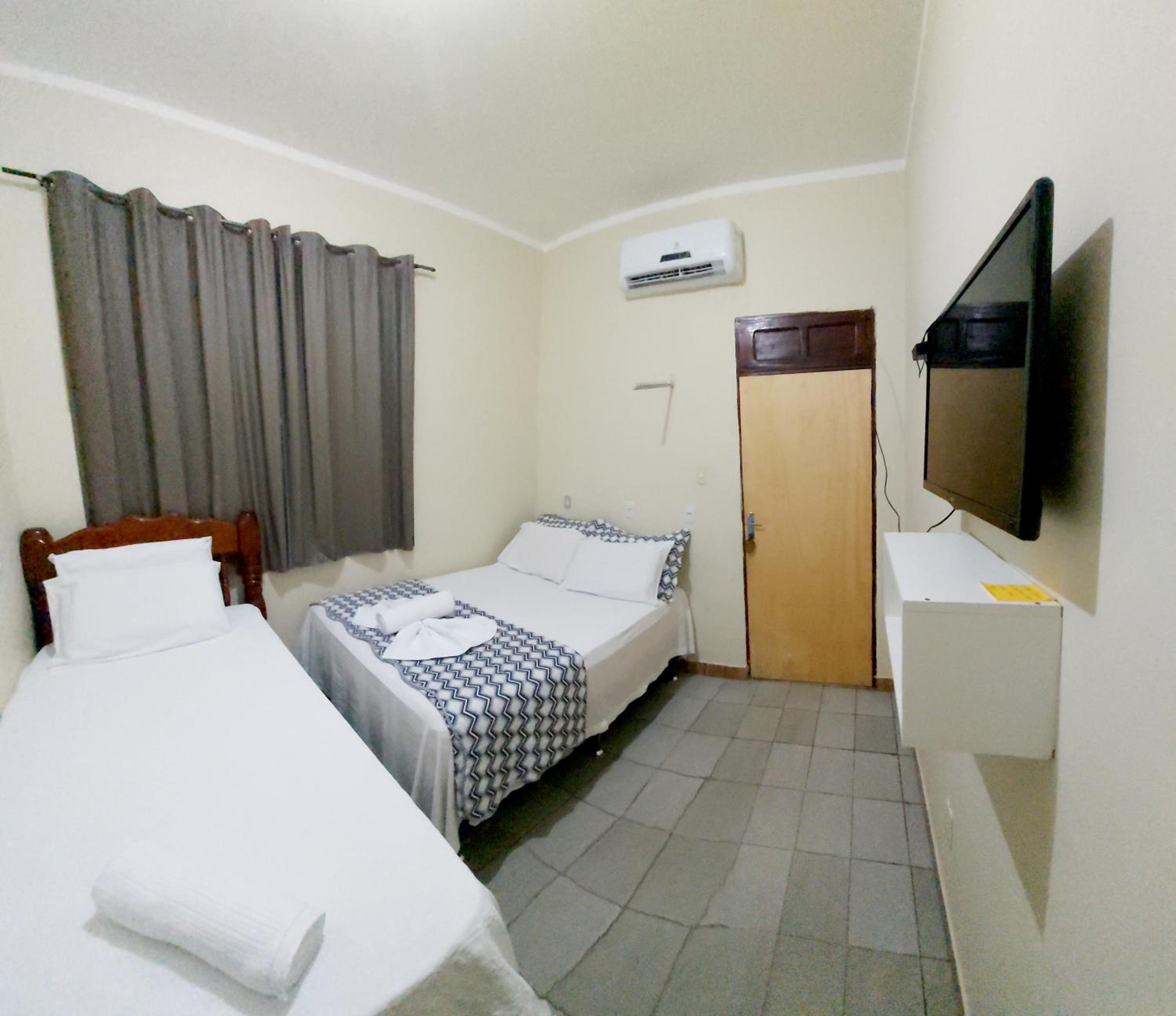 Triple Room with Private Bathroom photo 1