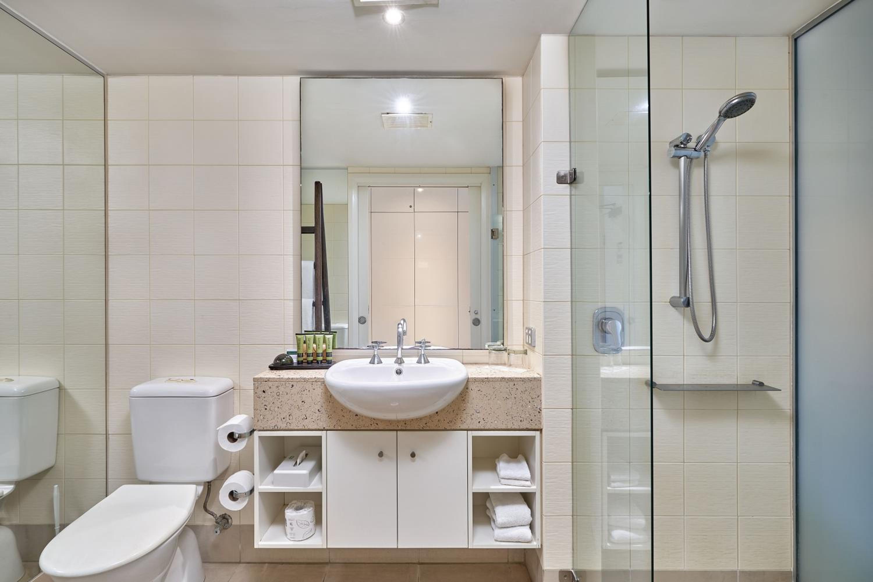 Penthouse Studio Apartment - #3131 photo 2