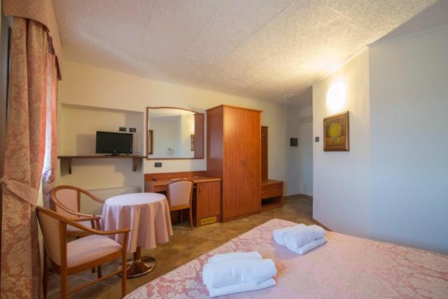 Double Room with Balcony photo 1