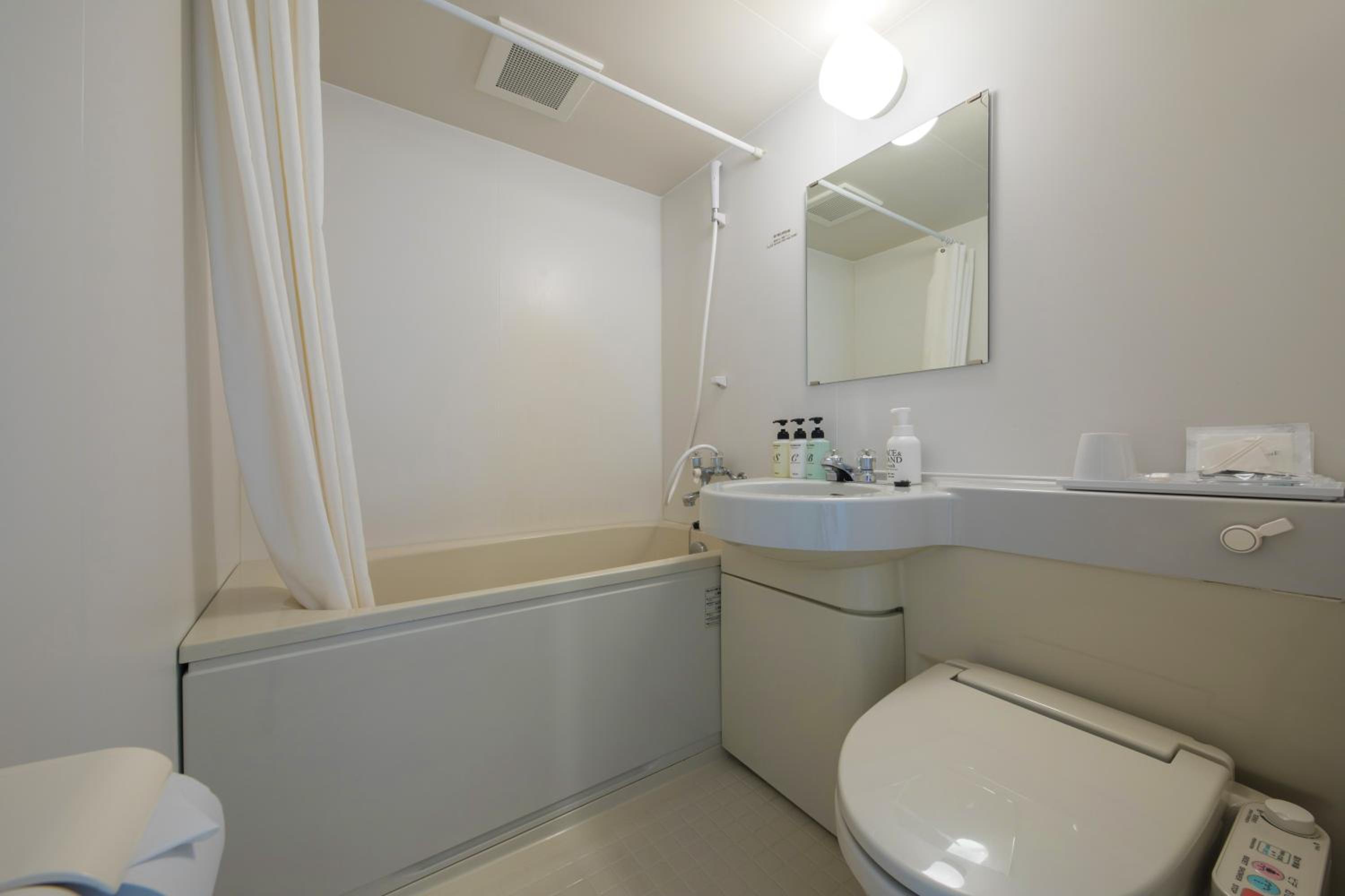 Double Room - Non-Smoking  - Photo 2