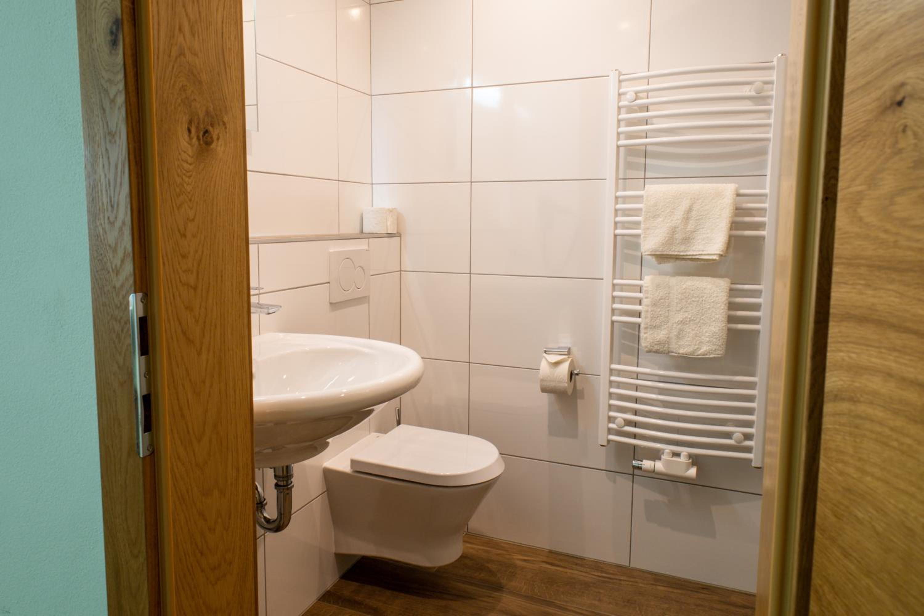 Triple Room - Photo 11