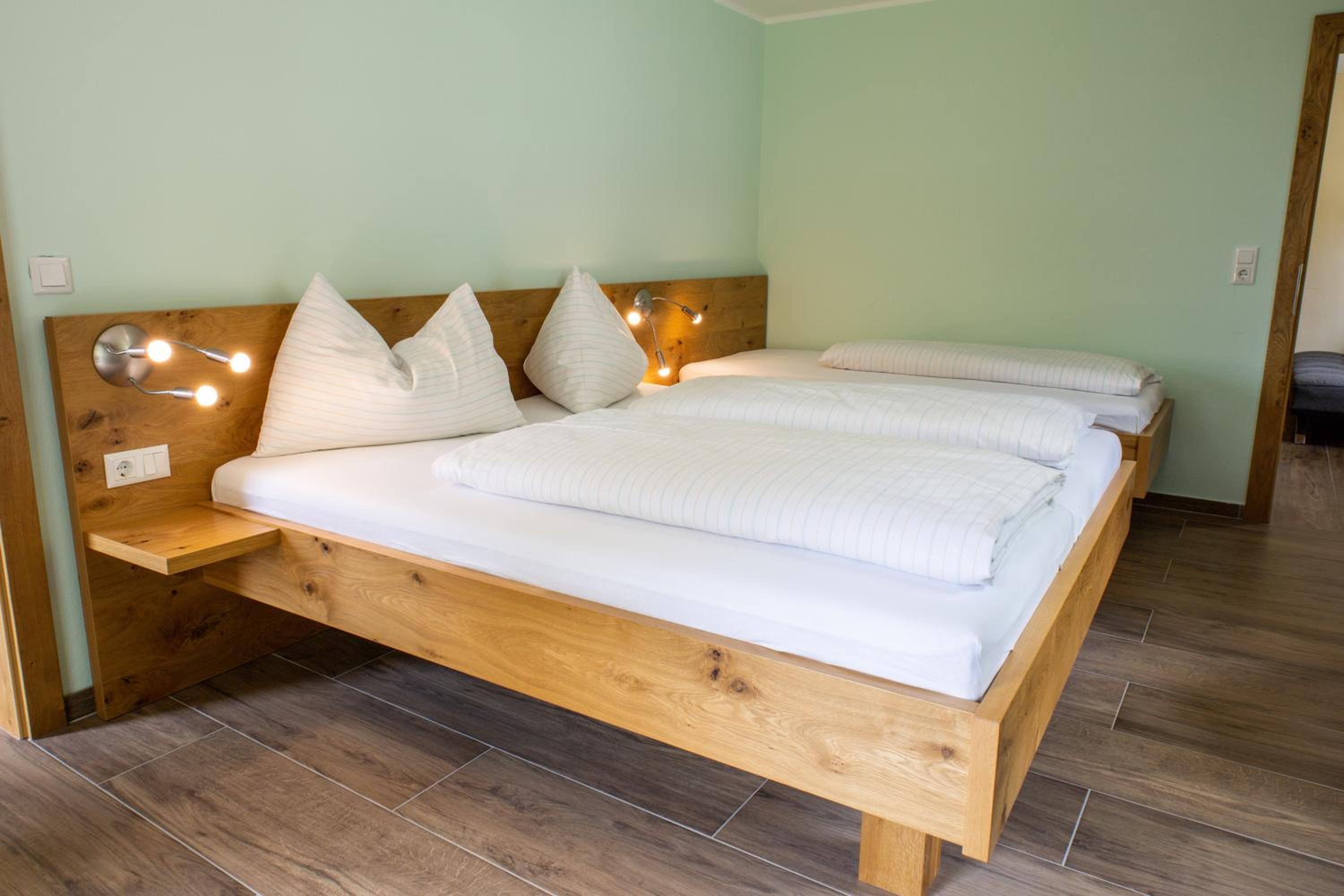Triple Room - Photo 7