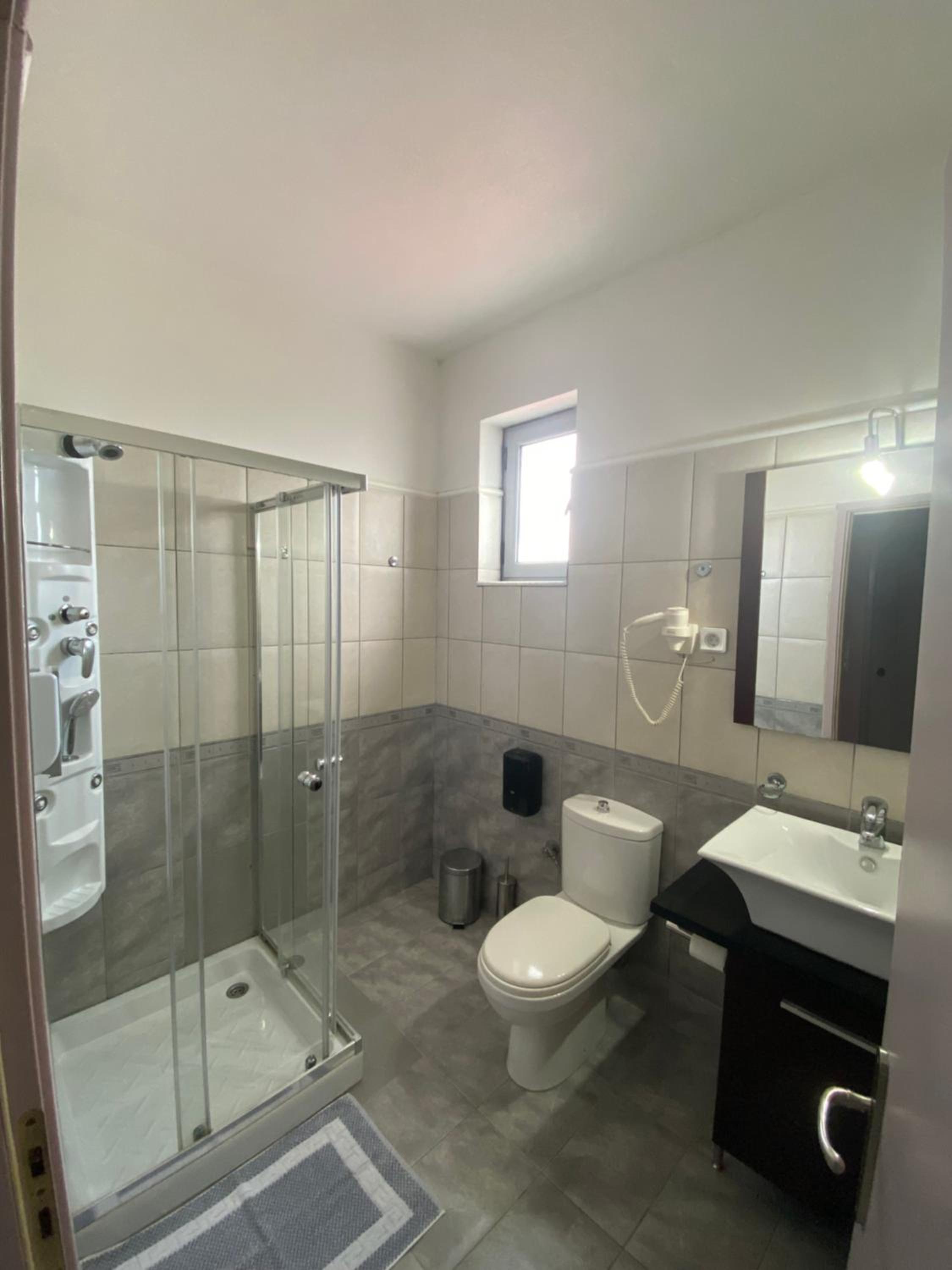 Deluxe Triple Room photo 3